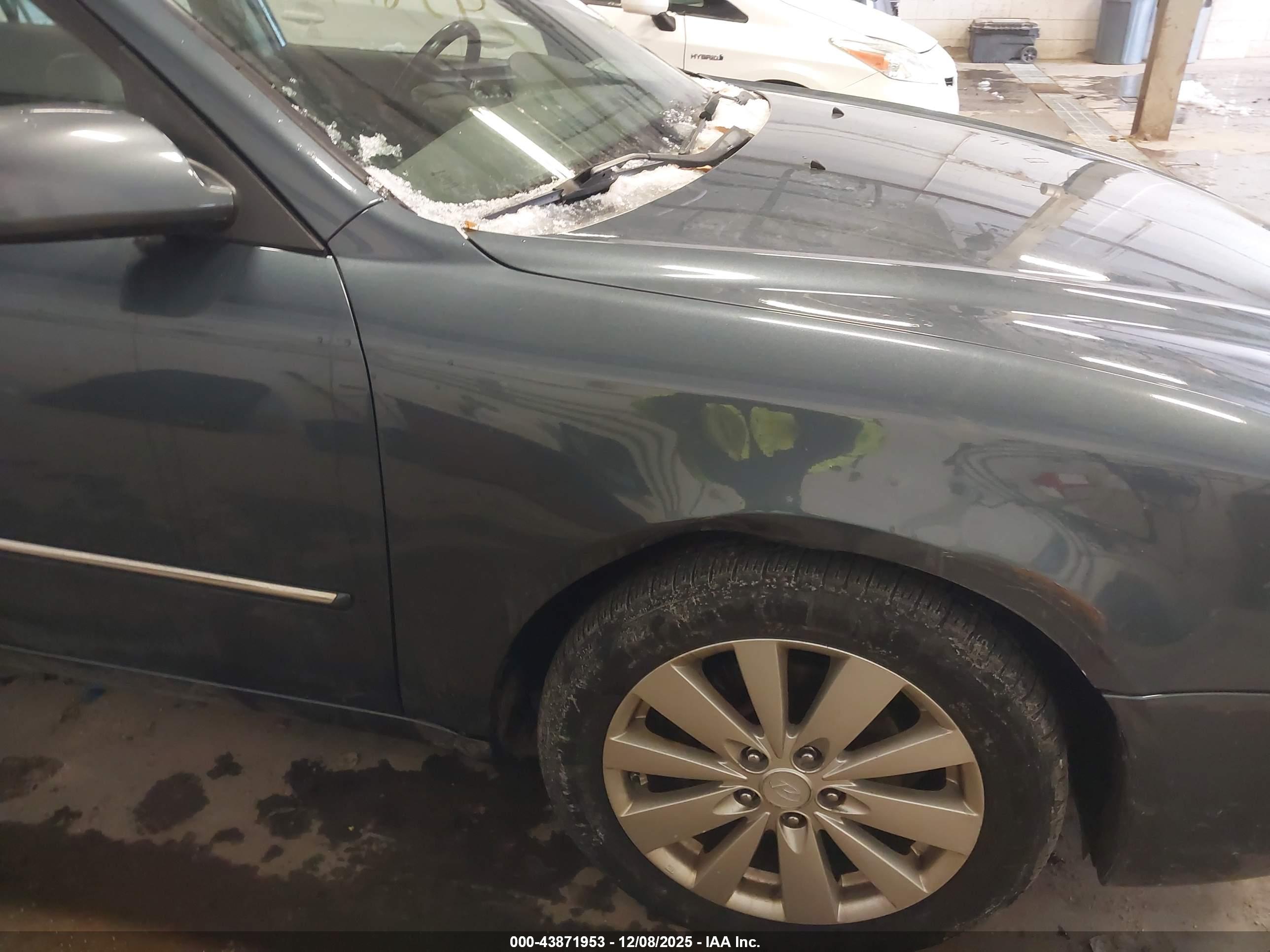 HYUNDAI SONATA image 6