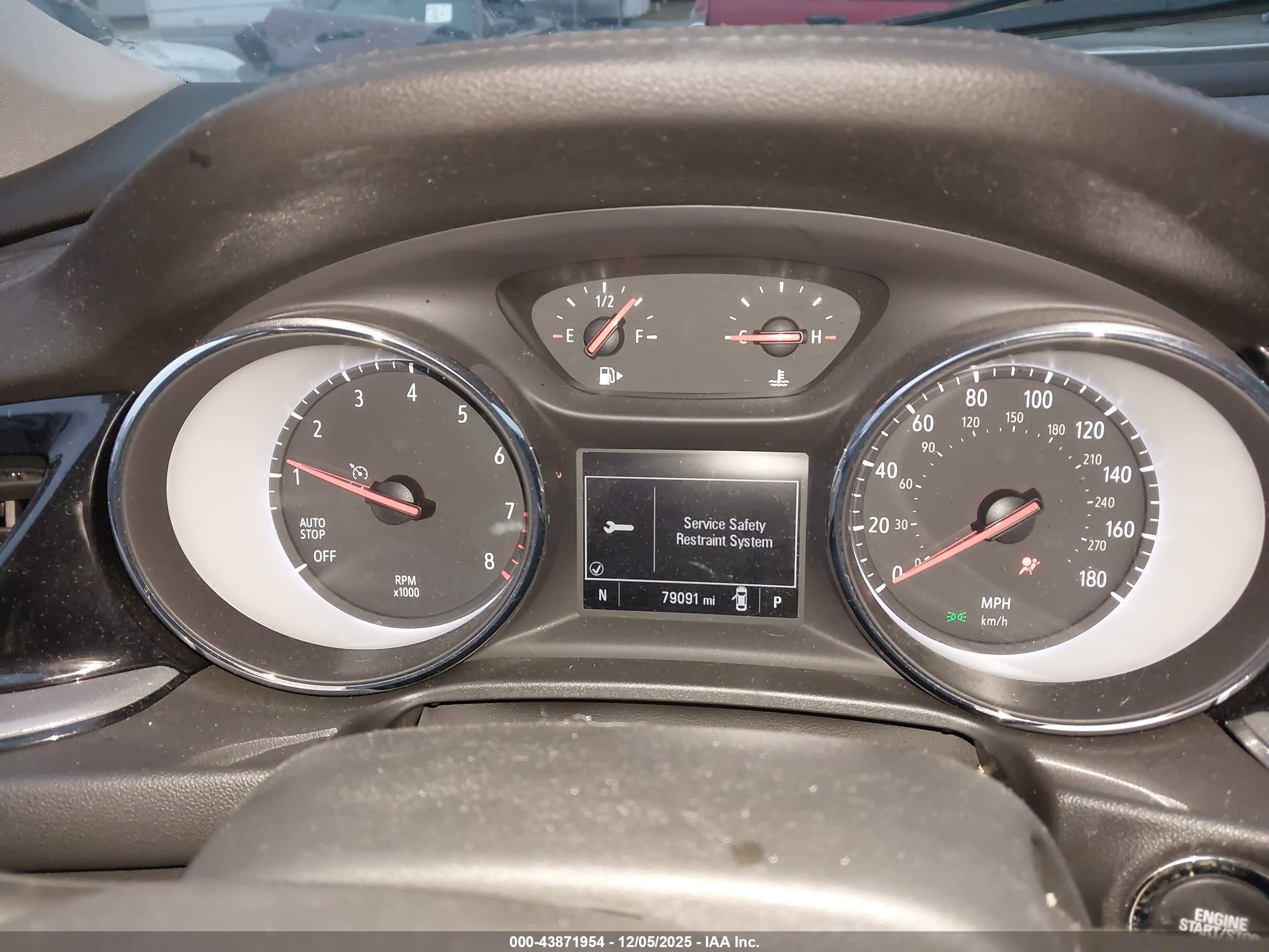 BUICK REGAL image 7