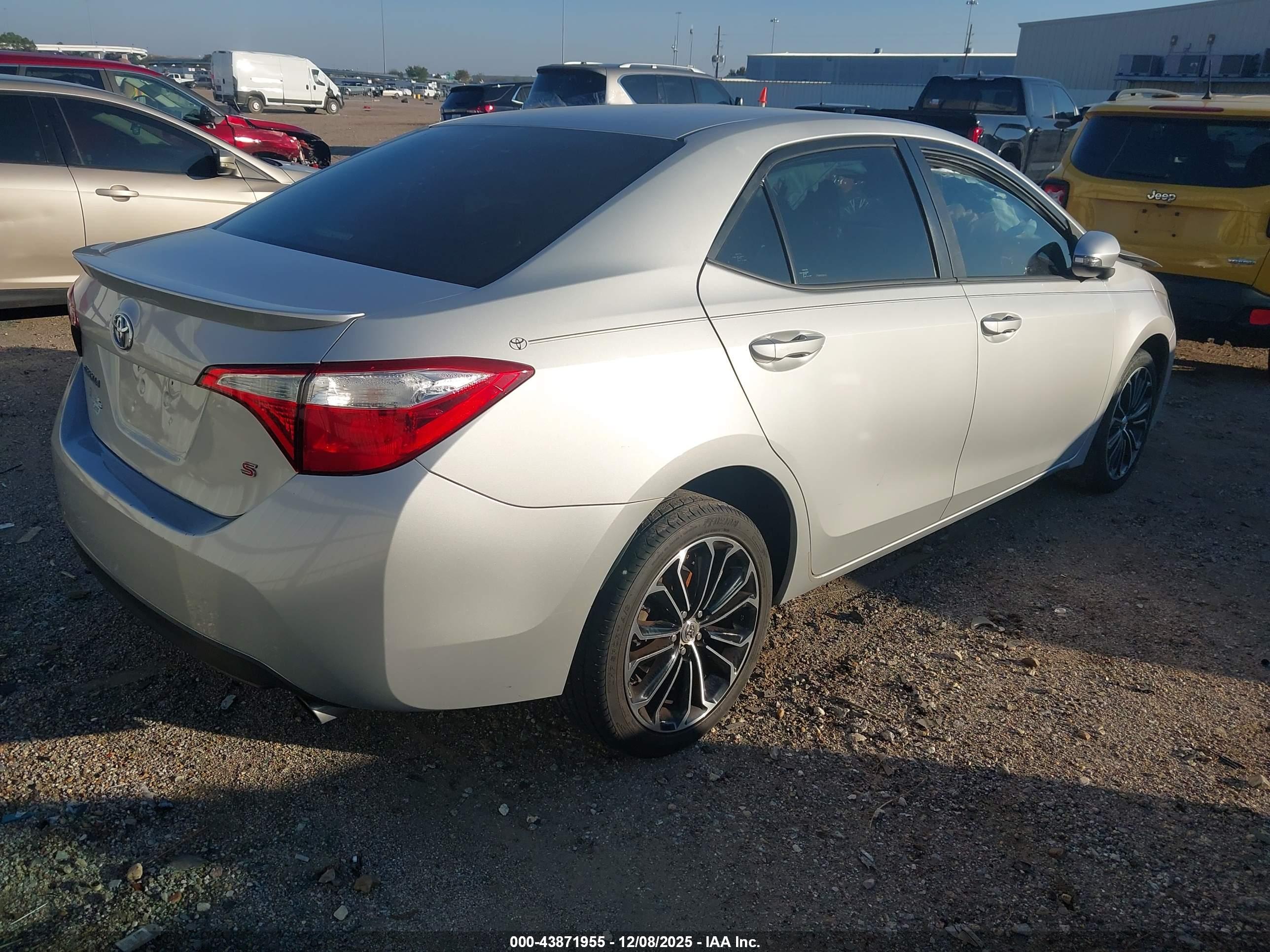 TOYOTA COROLLA image 4