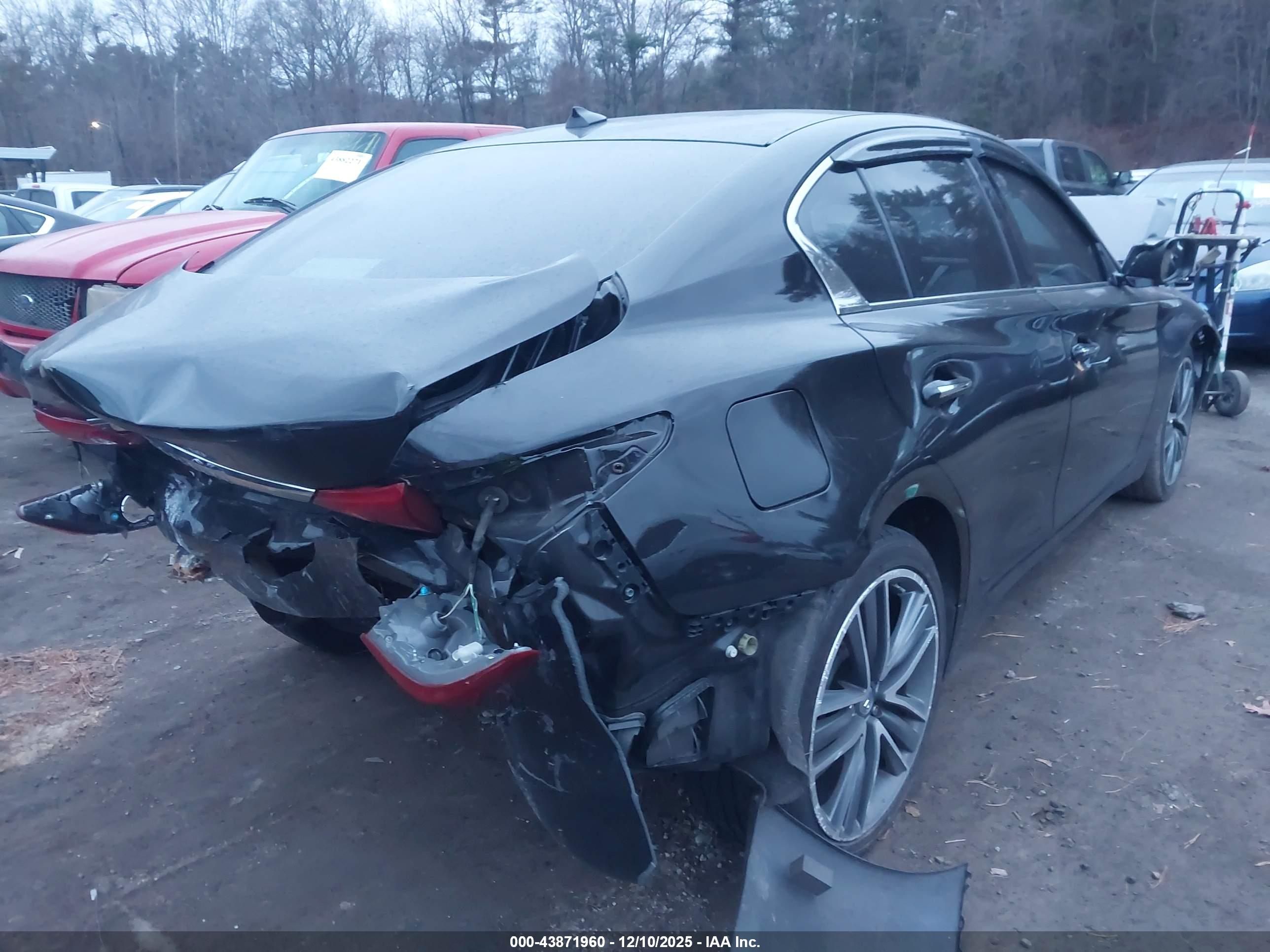 INFINITI Q50 image 4