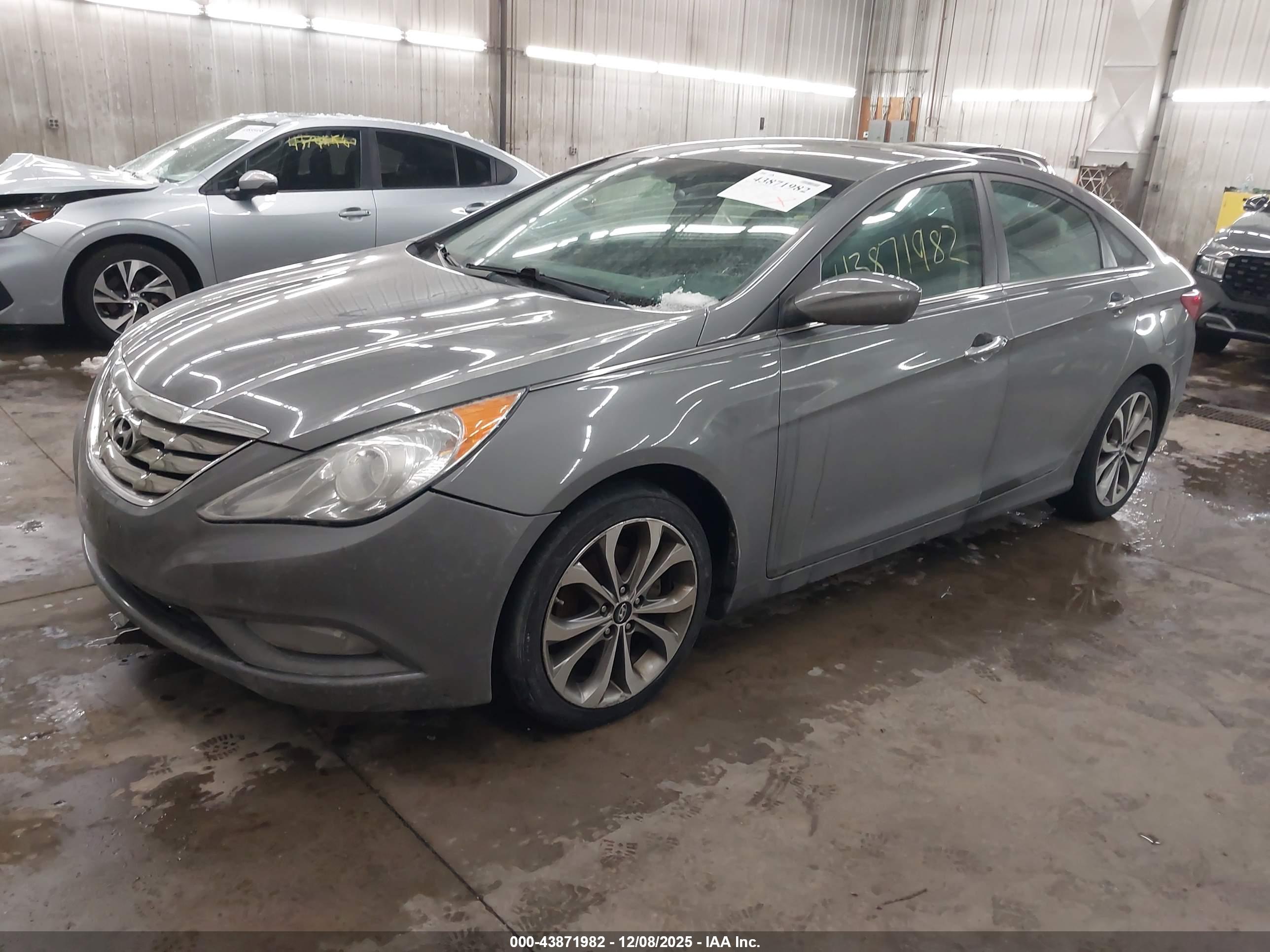HYUNDAI SONATA image 2