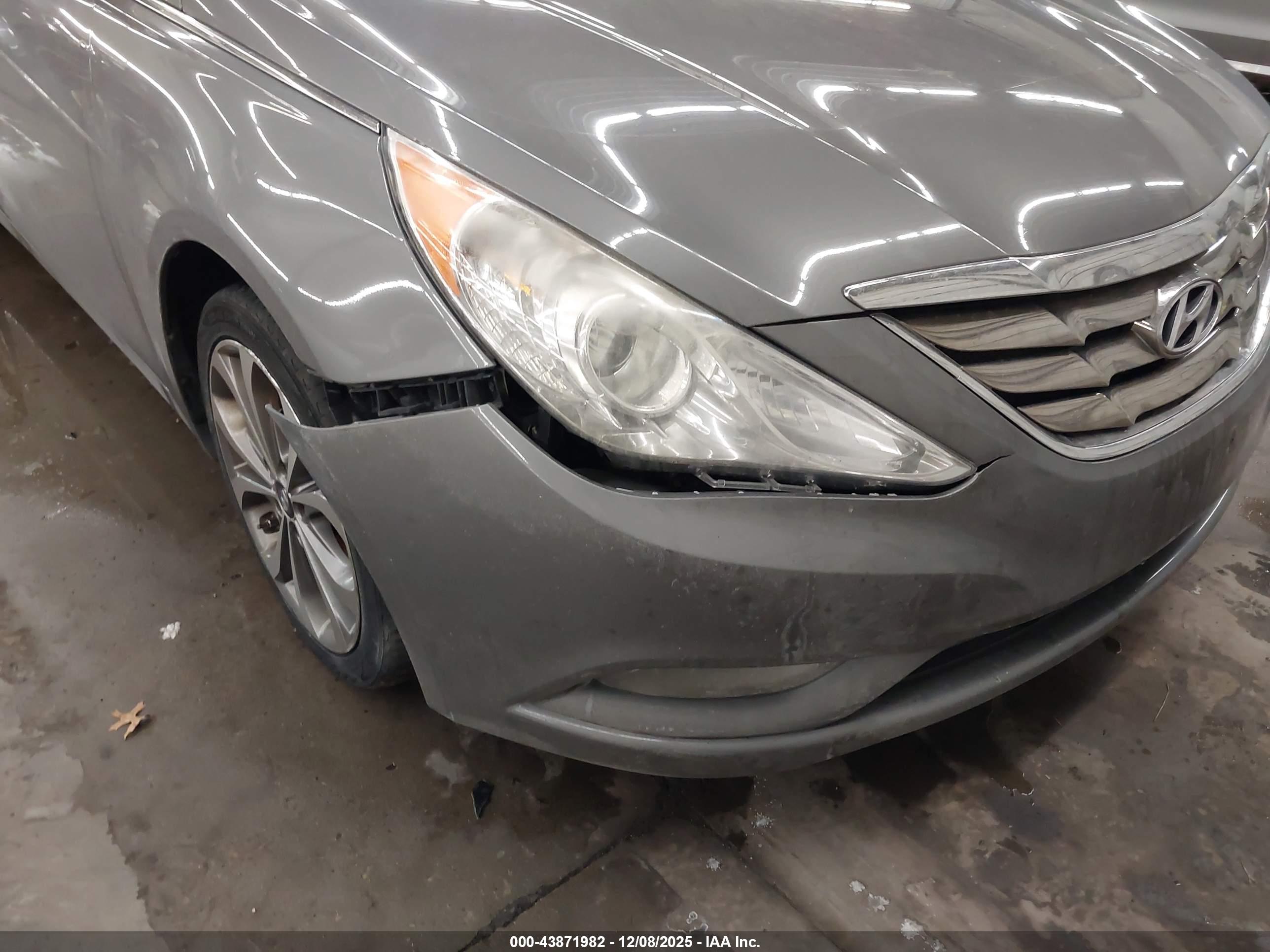 HYUNDAI SONATA image 6