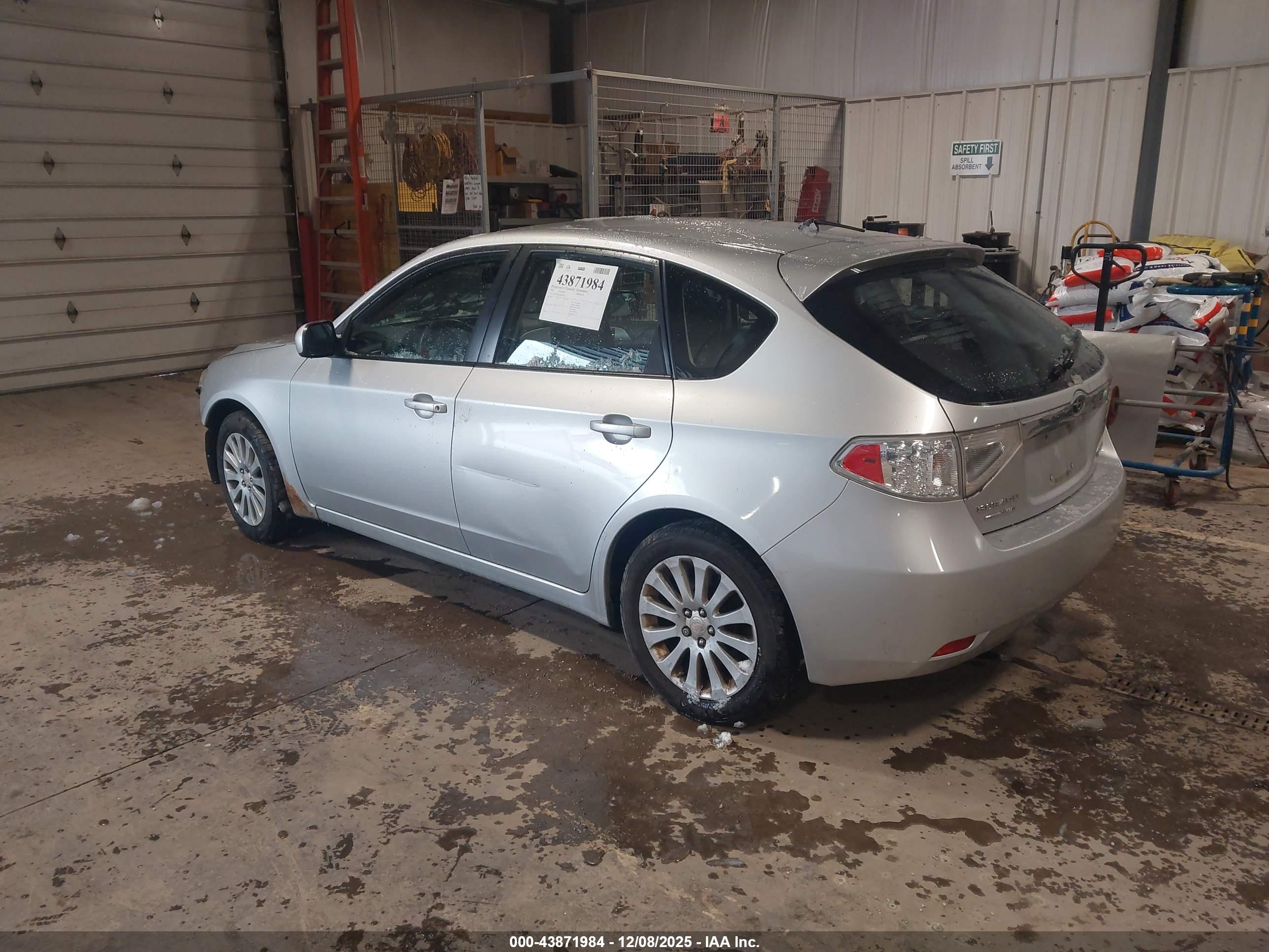 SUBARU IMPREZA image 3