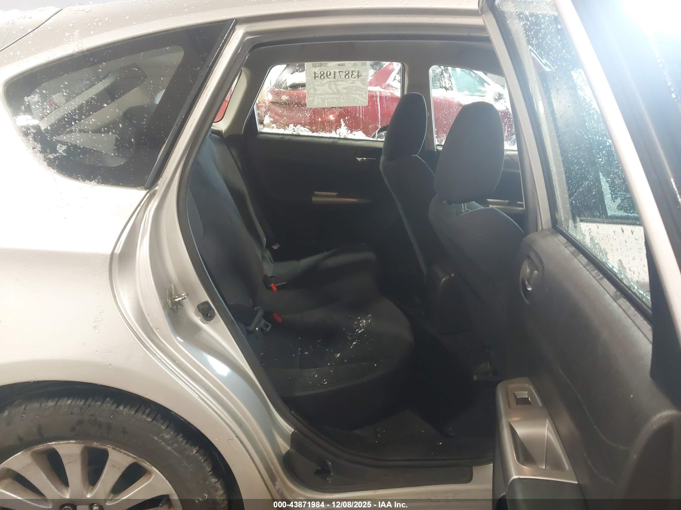 SUBARU IMPREZA image 8