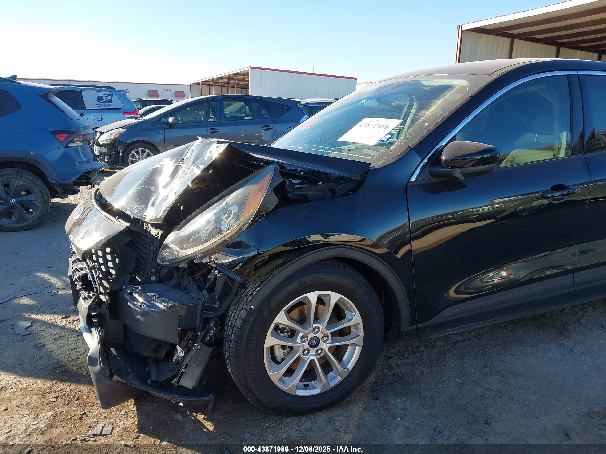 FORD ESCAPE image 6