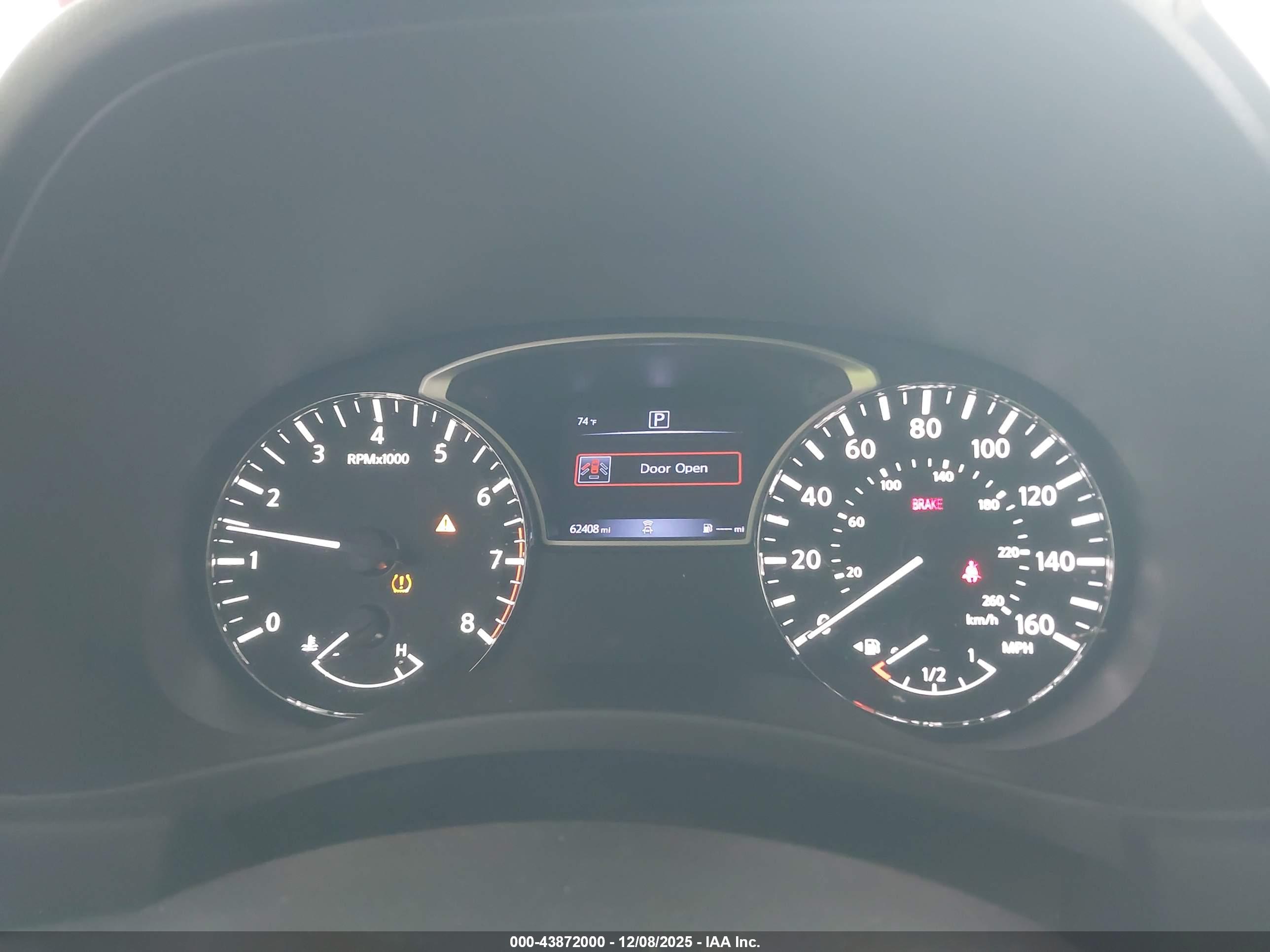 NISSAN PATHFINDER image 7