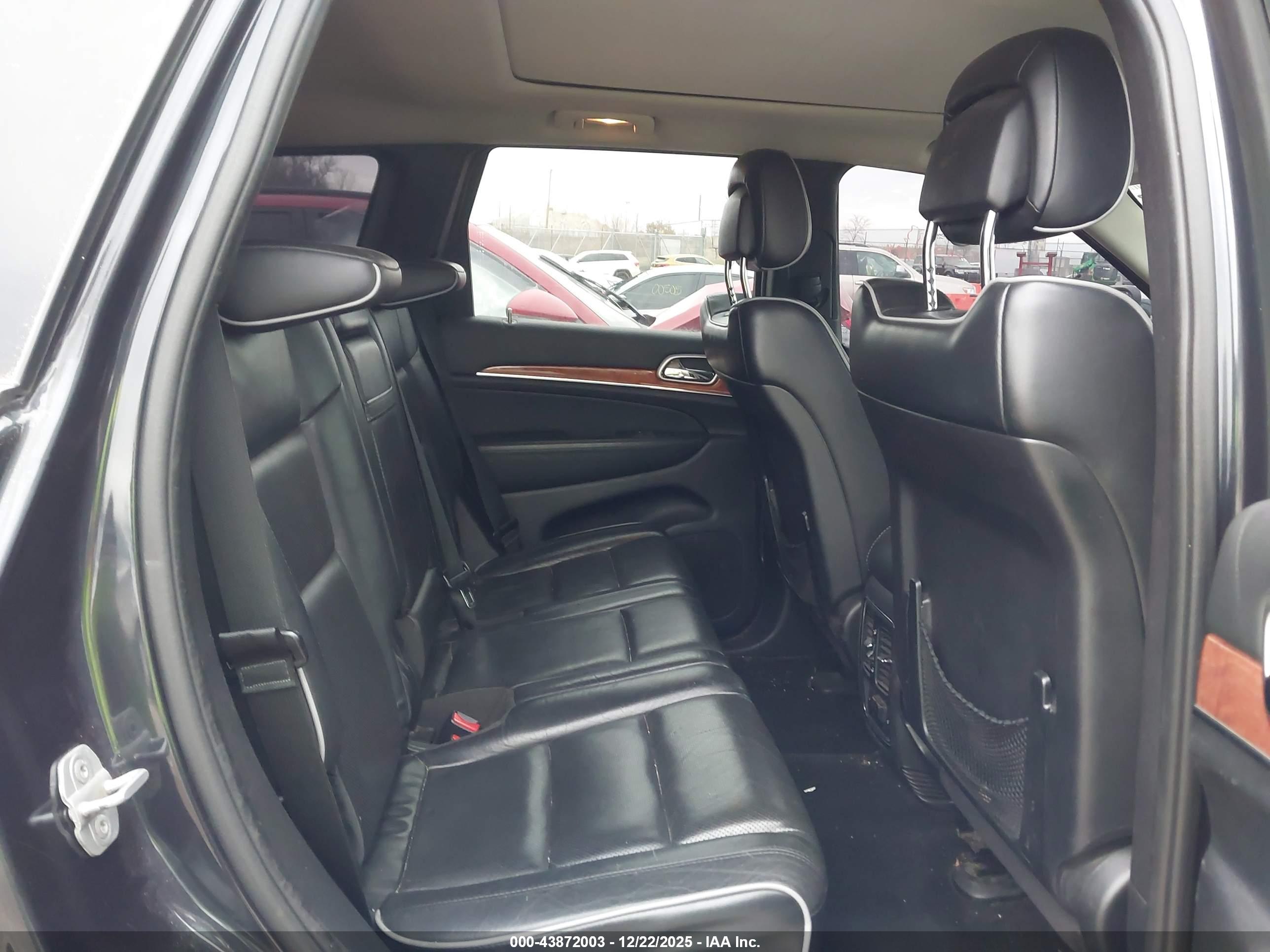 JEEP GRAND image 8