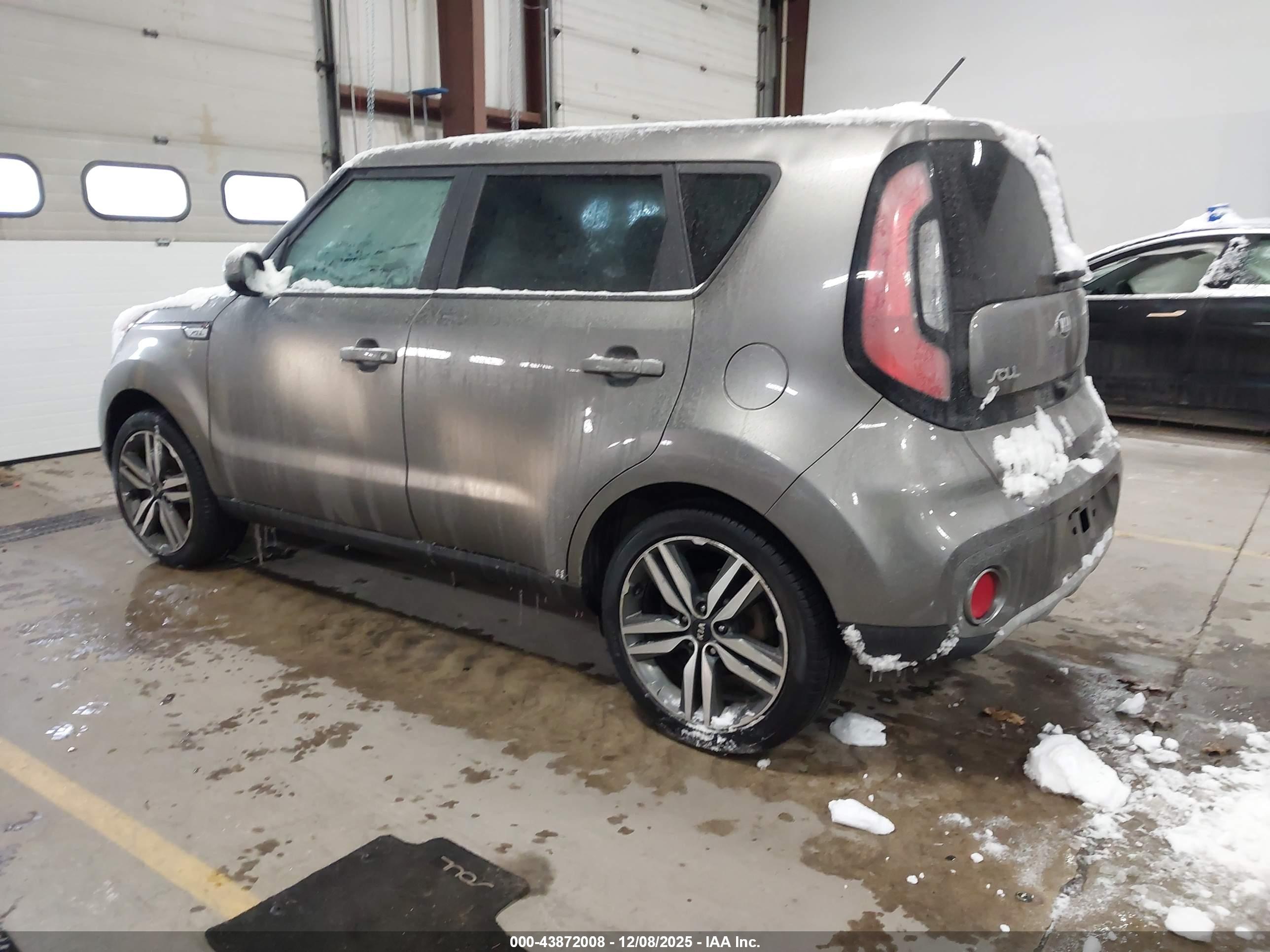 KIA SOUL image 3