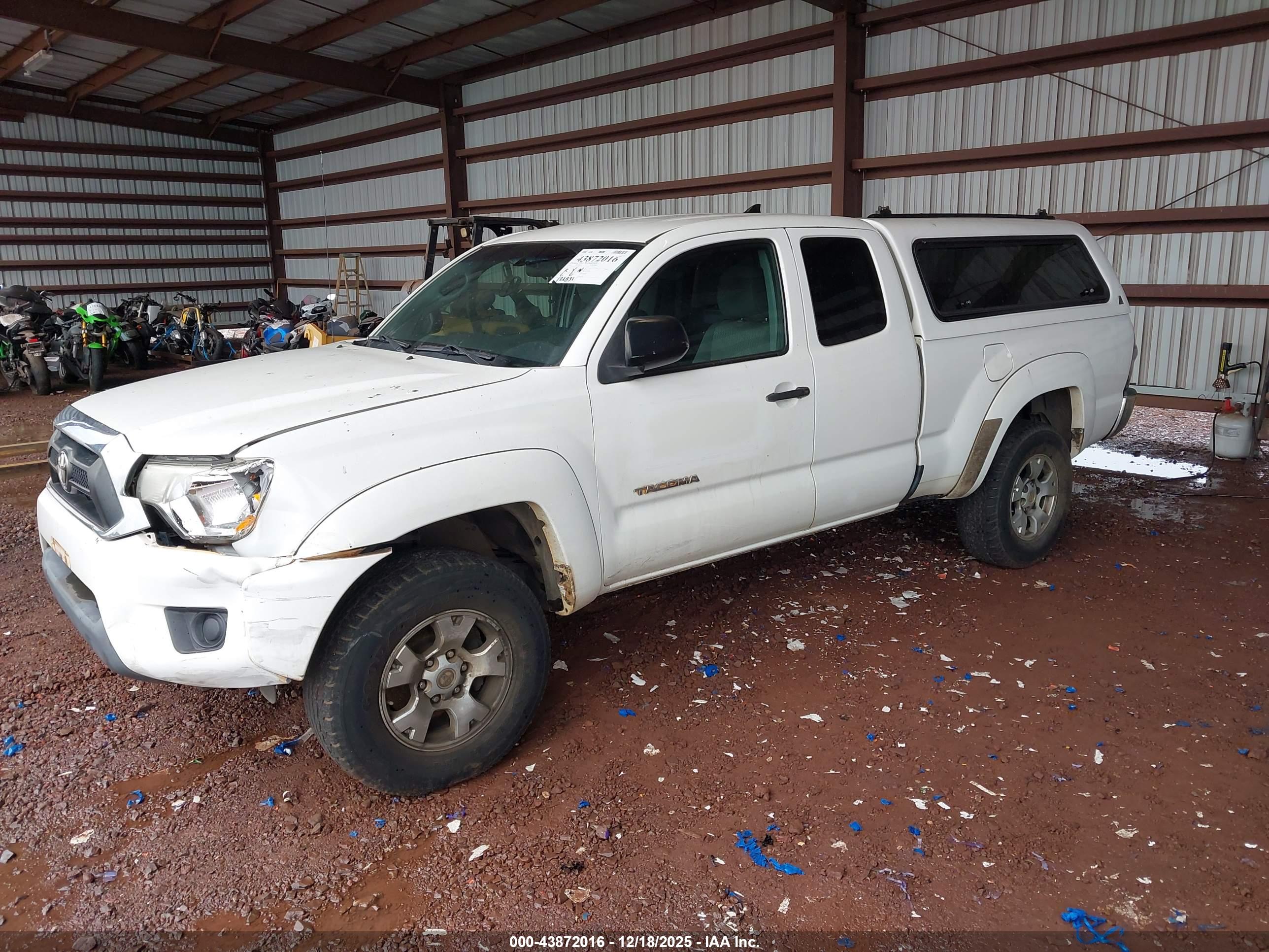 TOYOTA TACOMA image 2
