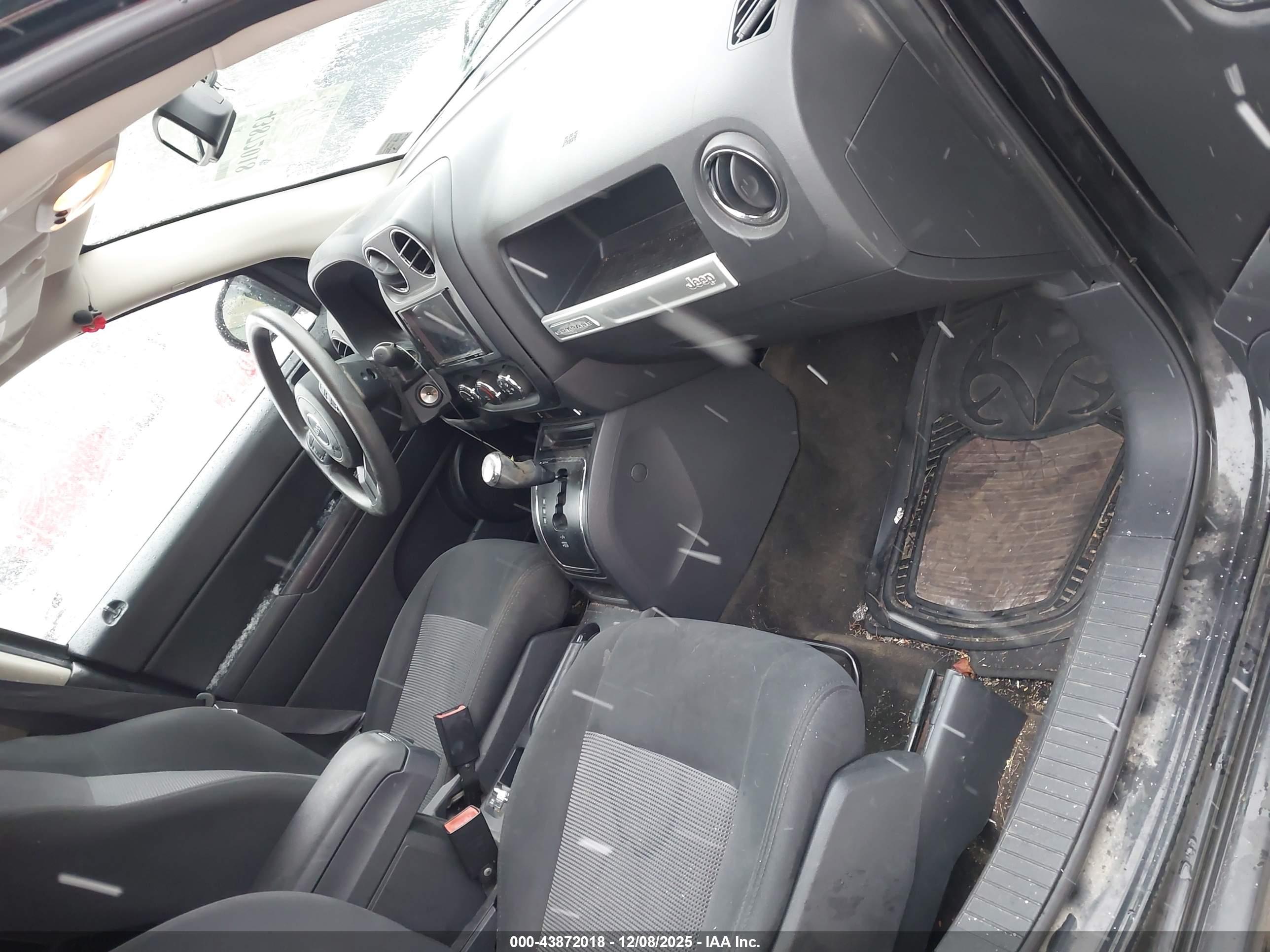 JEEP COMPASS image 5