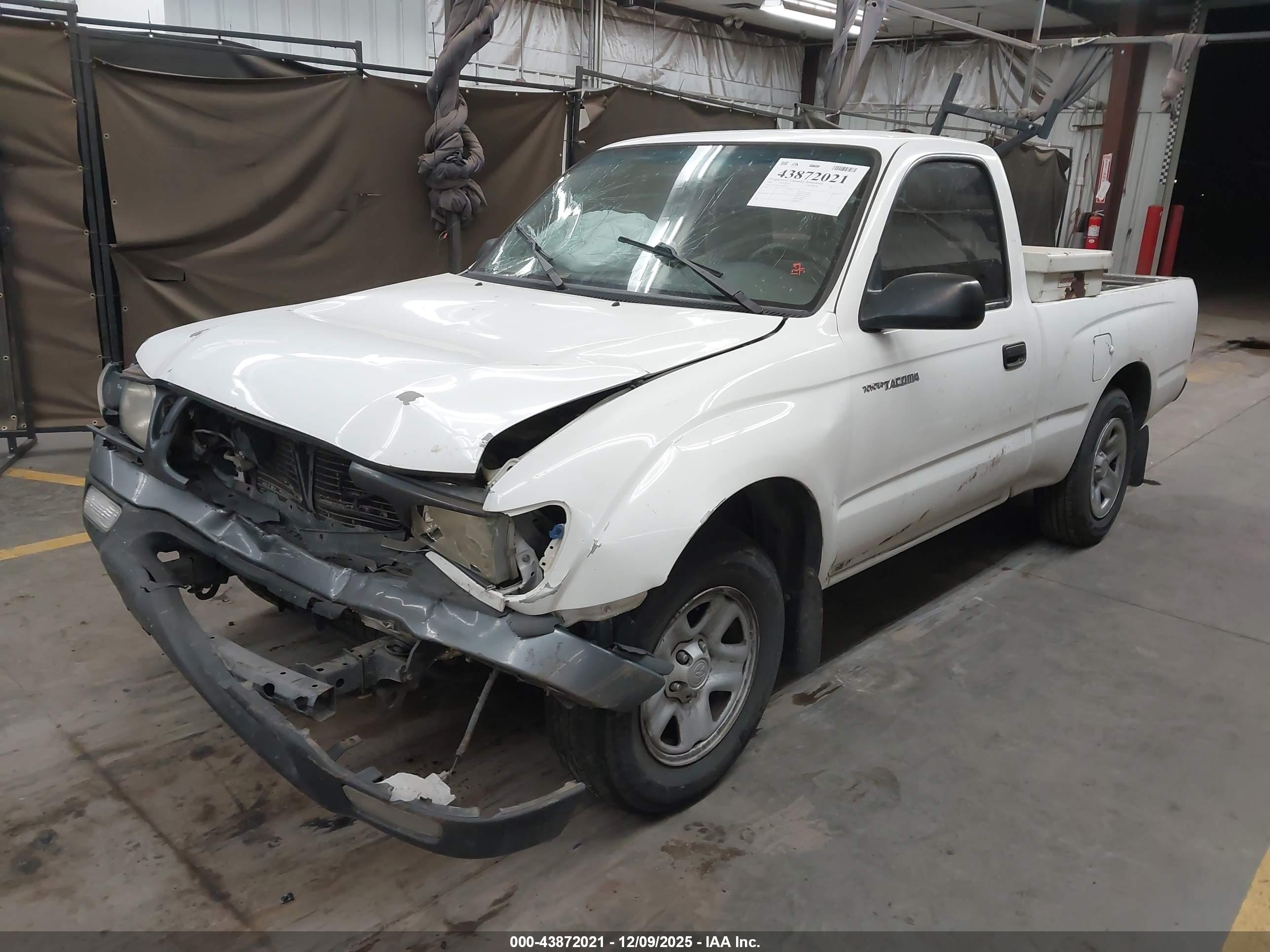 TOYOTA TACOMA image 2
