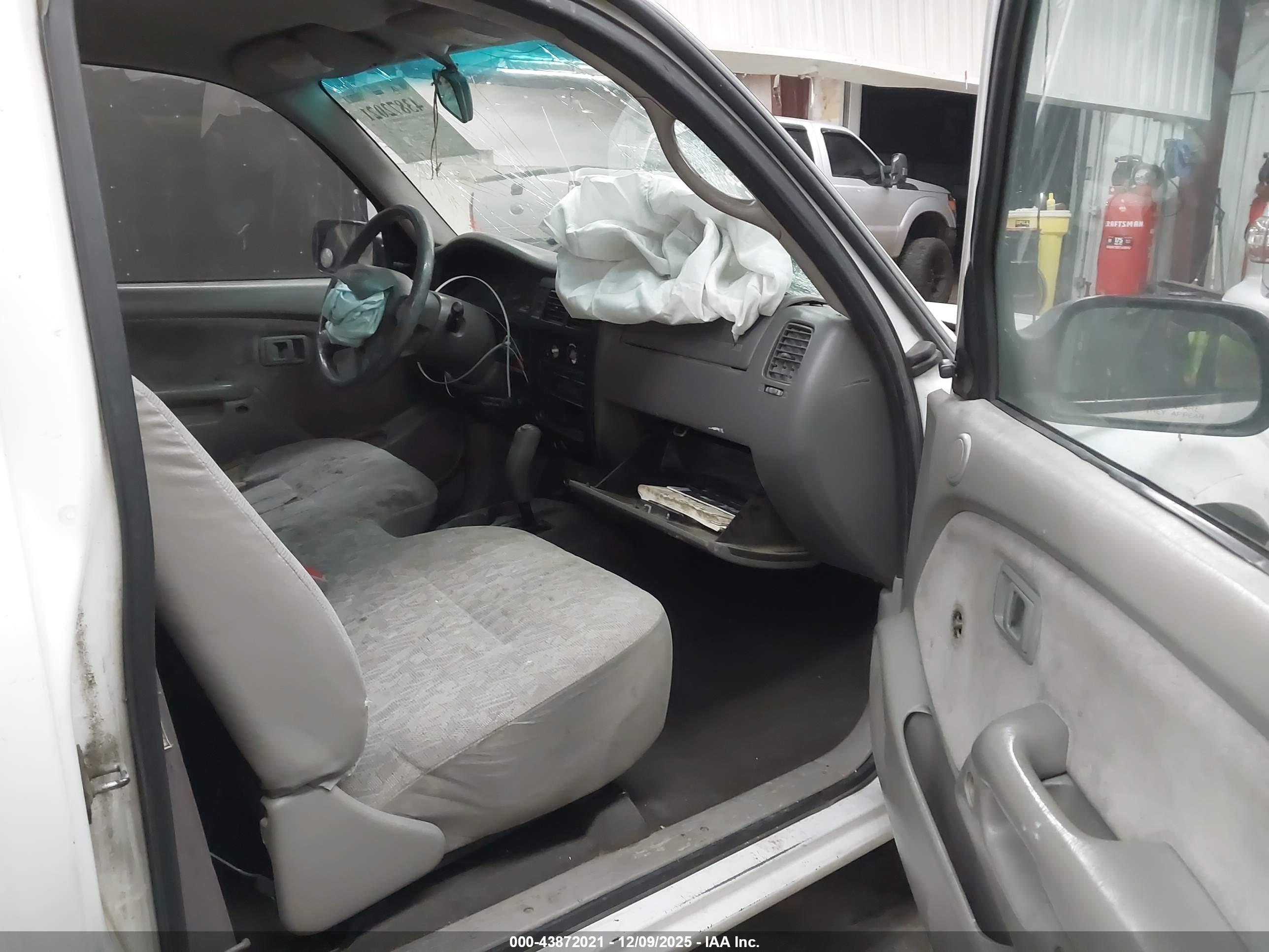TOYOTA TACOMA image 5