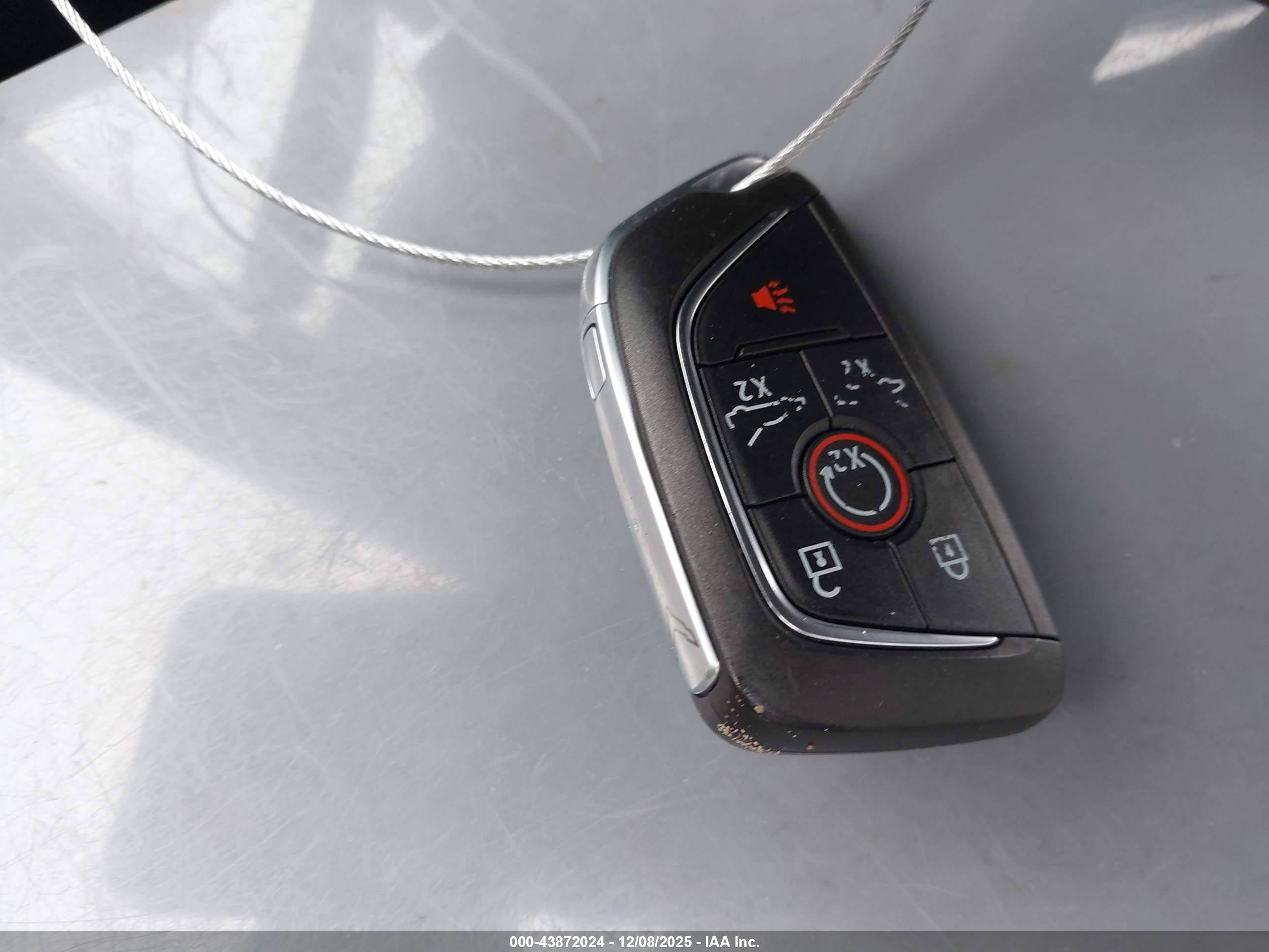 CHEVROLET CORVETTE image 11