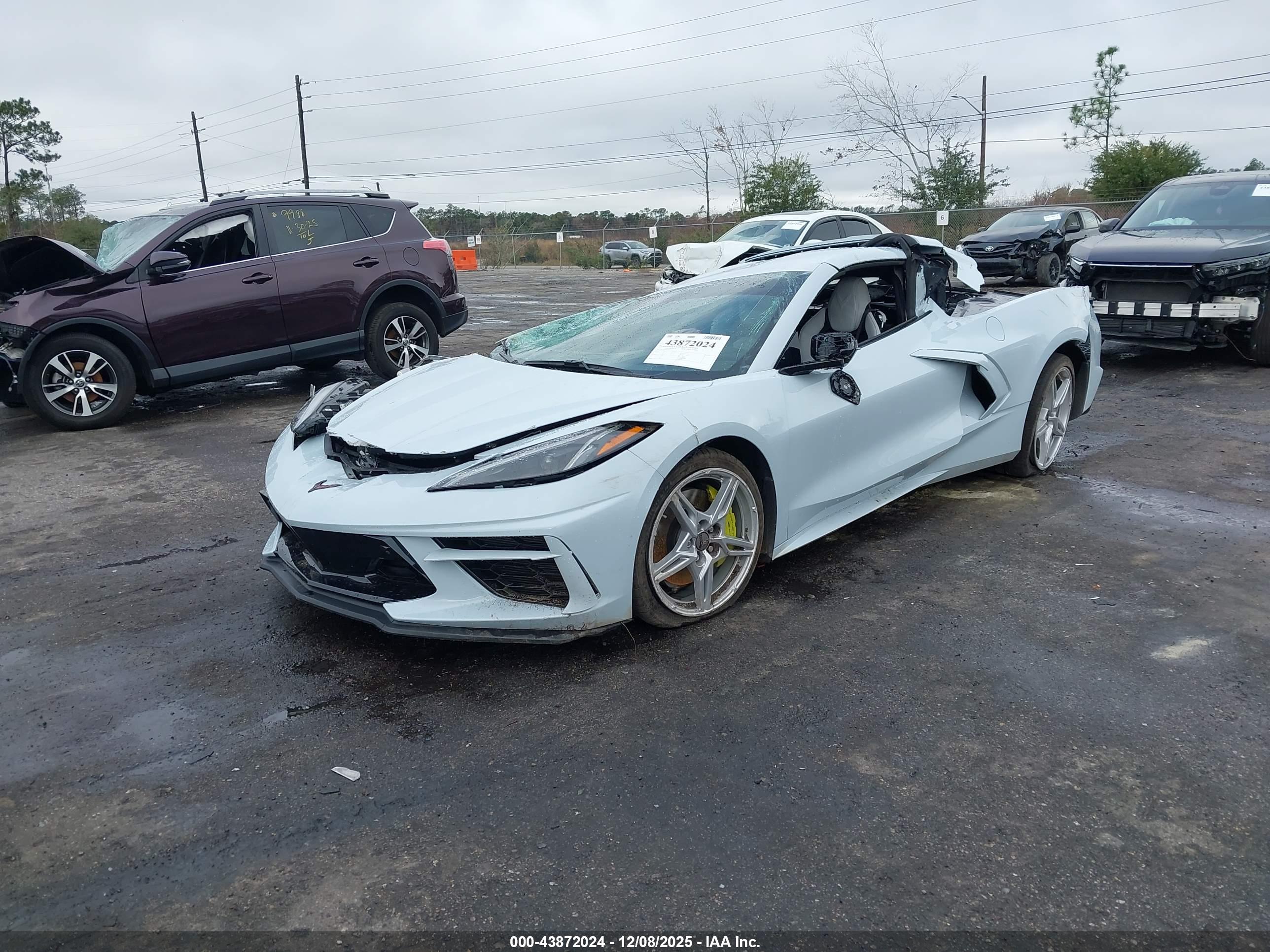 CHEVROLET CORVETTE image 2