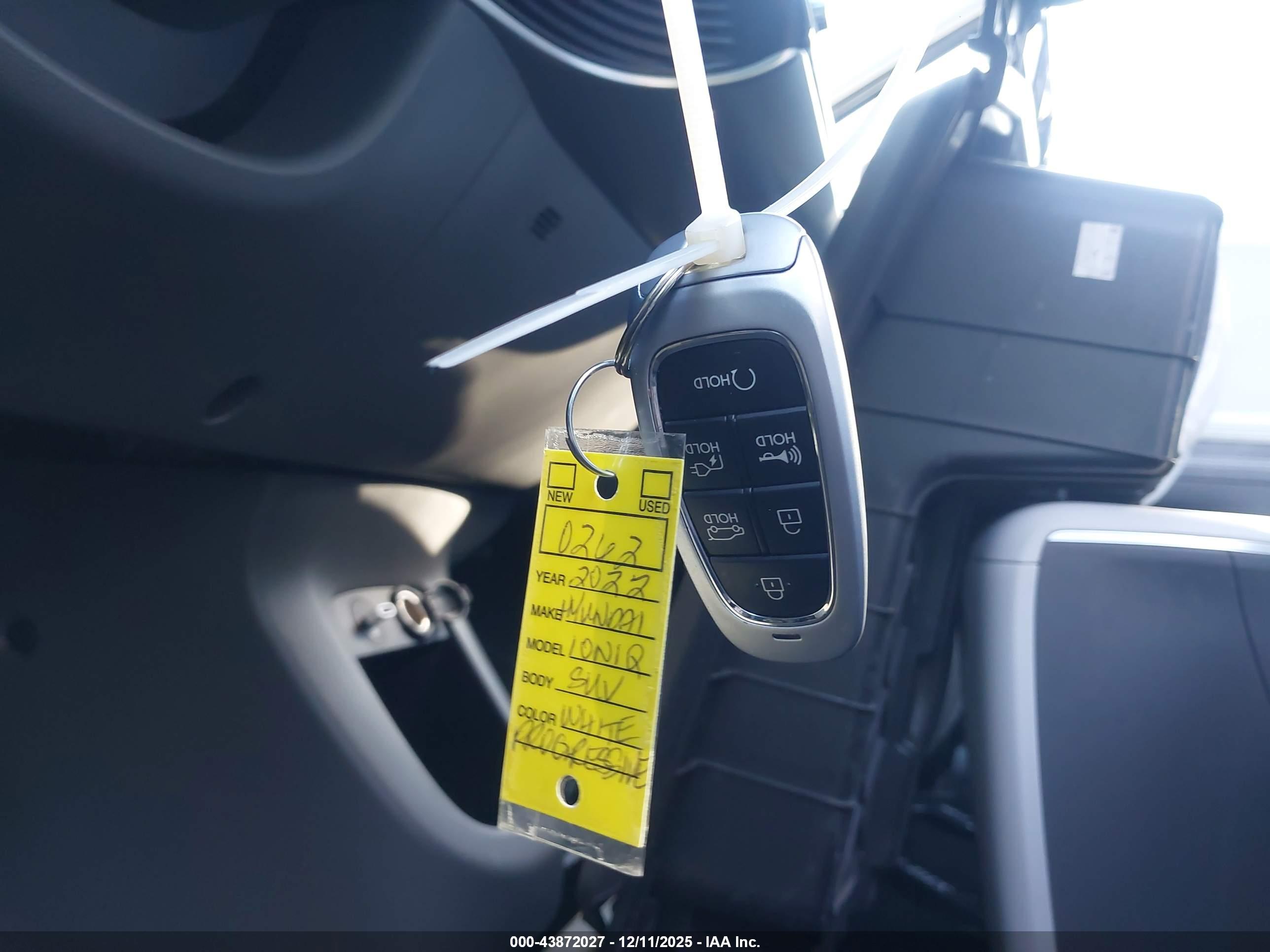 HYUNDAI IONIQ image 11