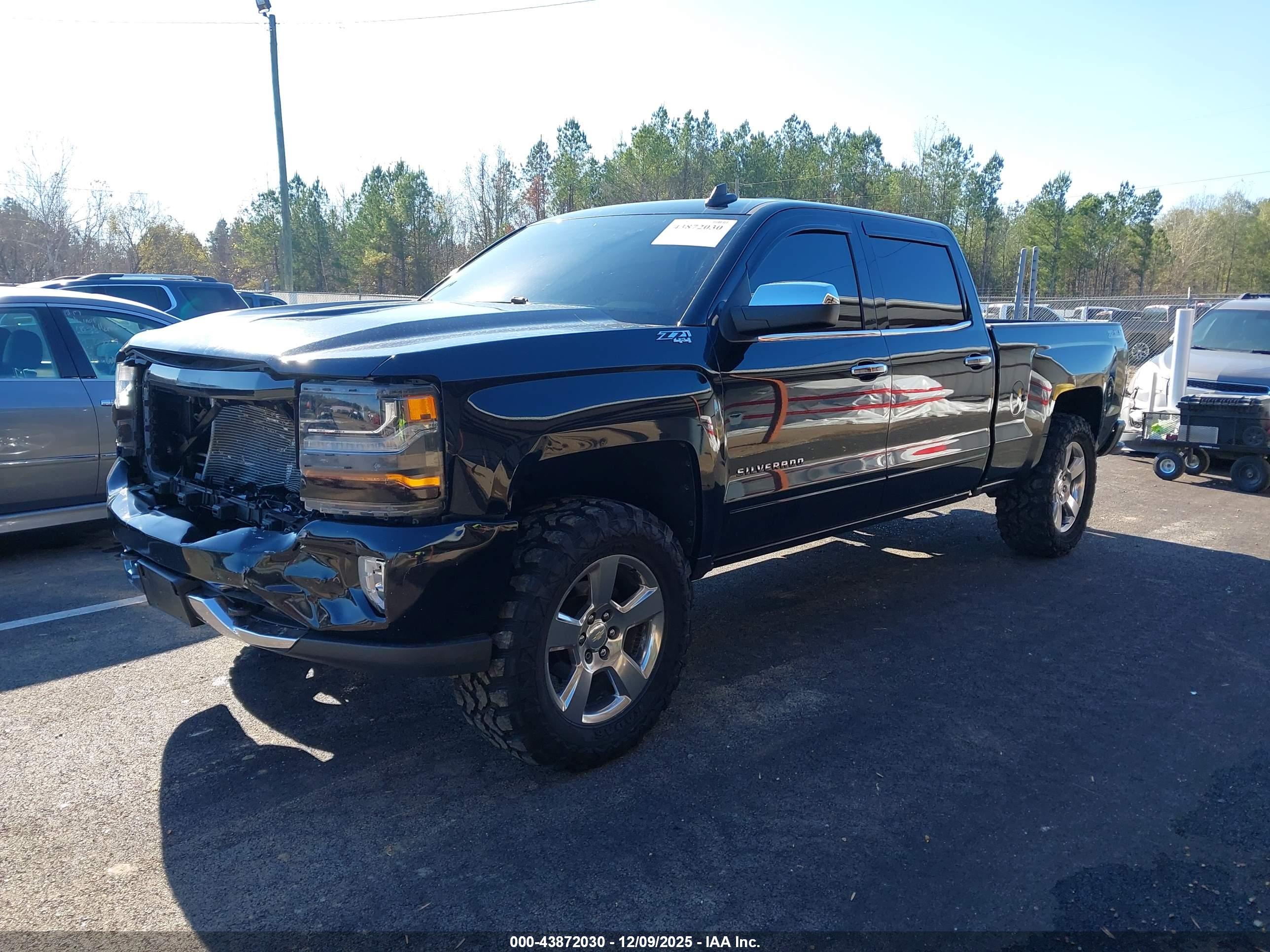 CHEVROLET SILVERADO image 2