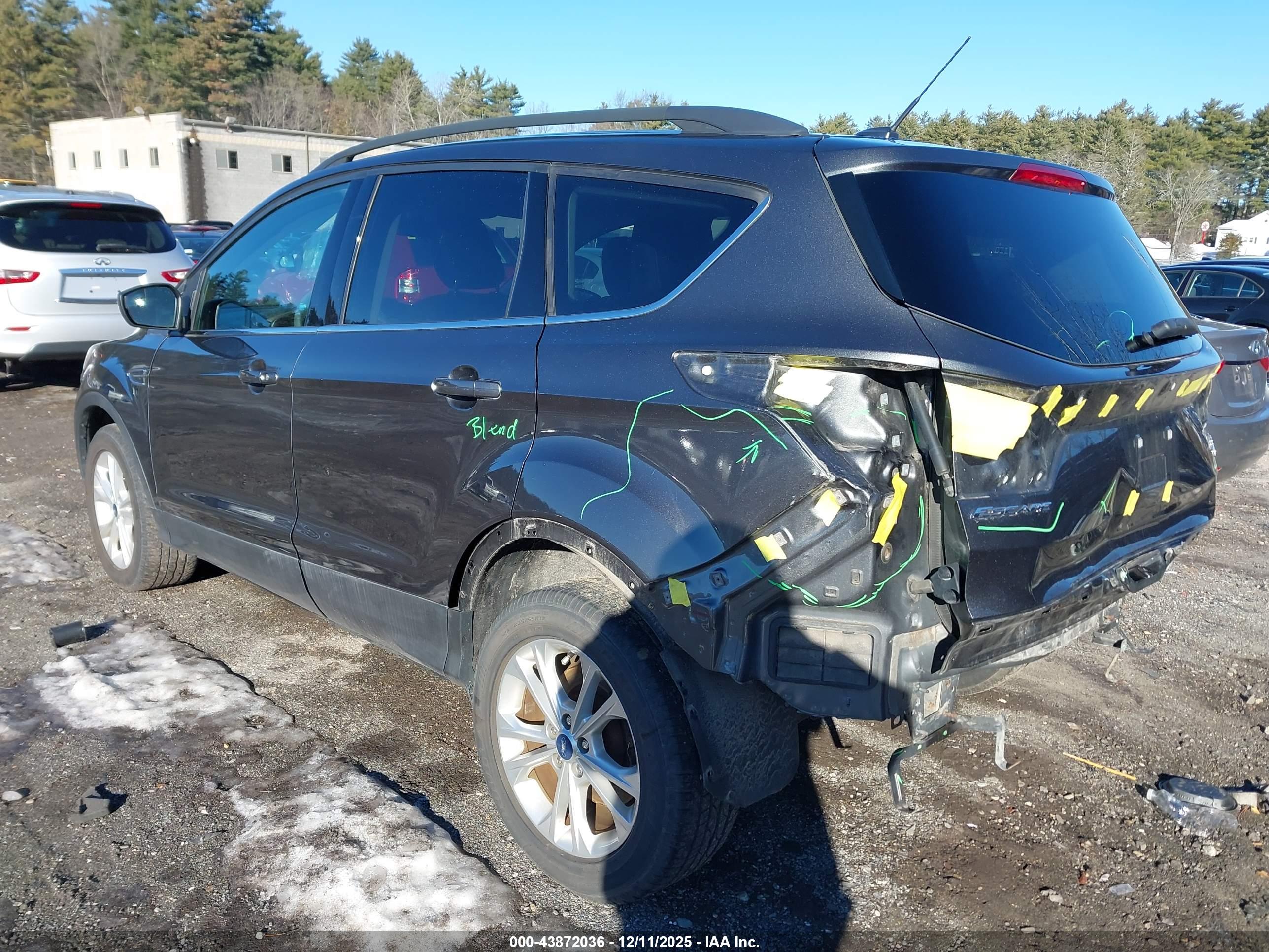 FORD ESCAPE image 3