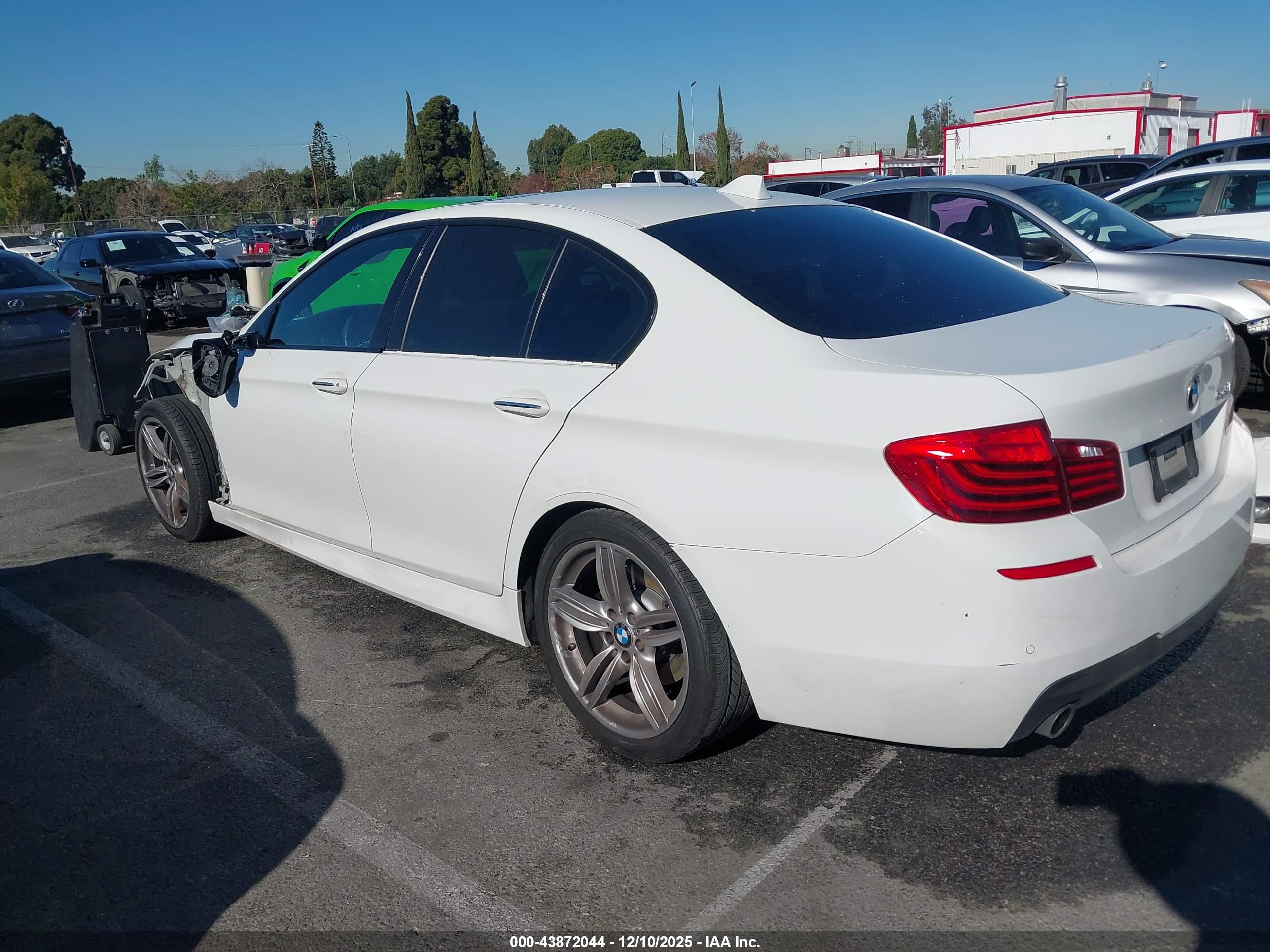 BMW 535I image 3