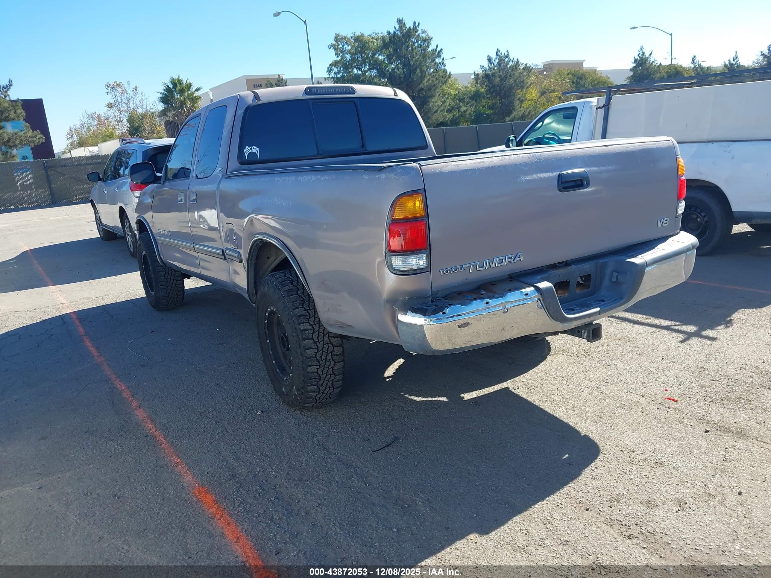 TOYOTA TUNDRA image 3