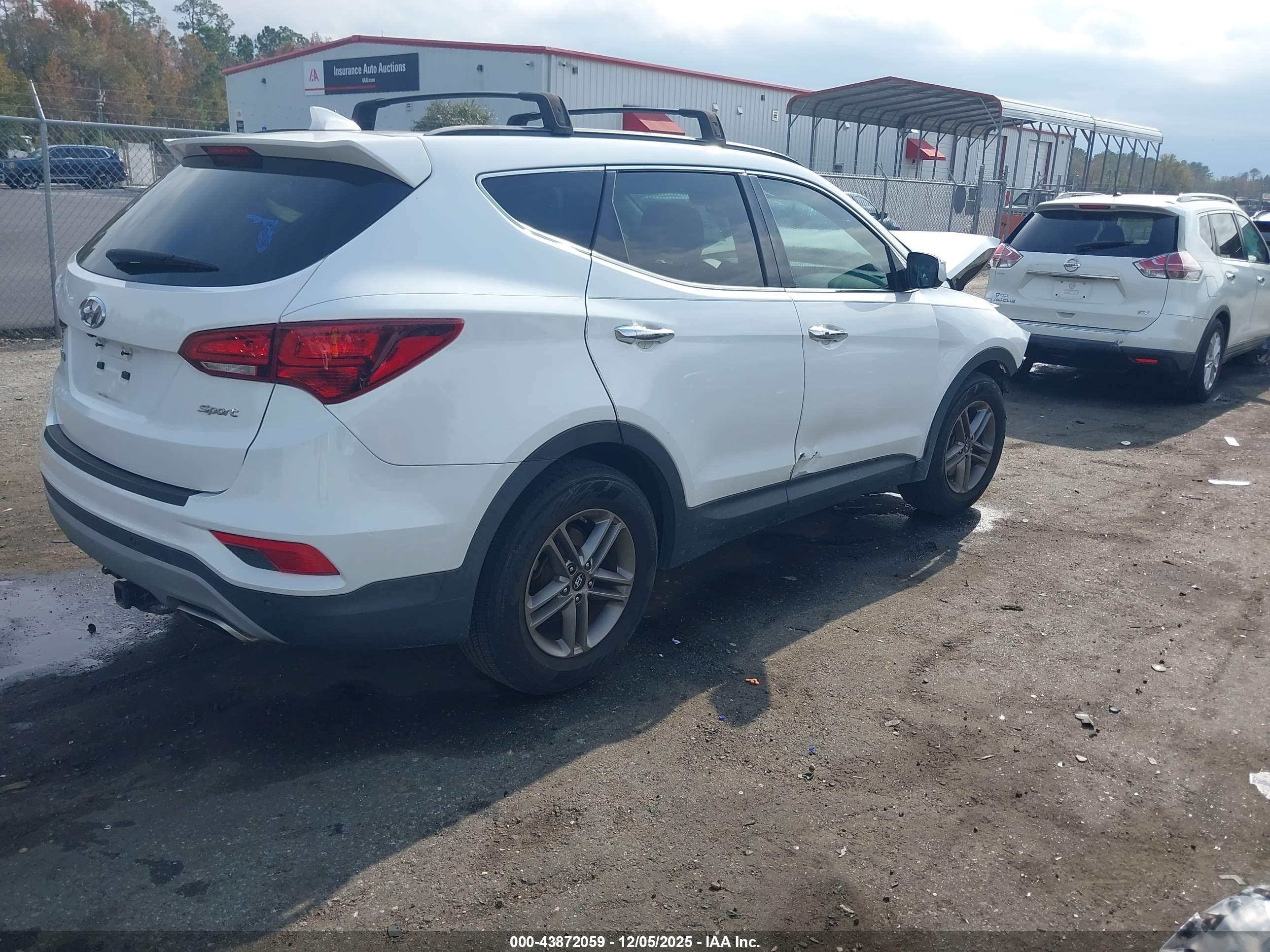 HYUNDAI SANTA image 4