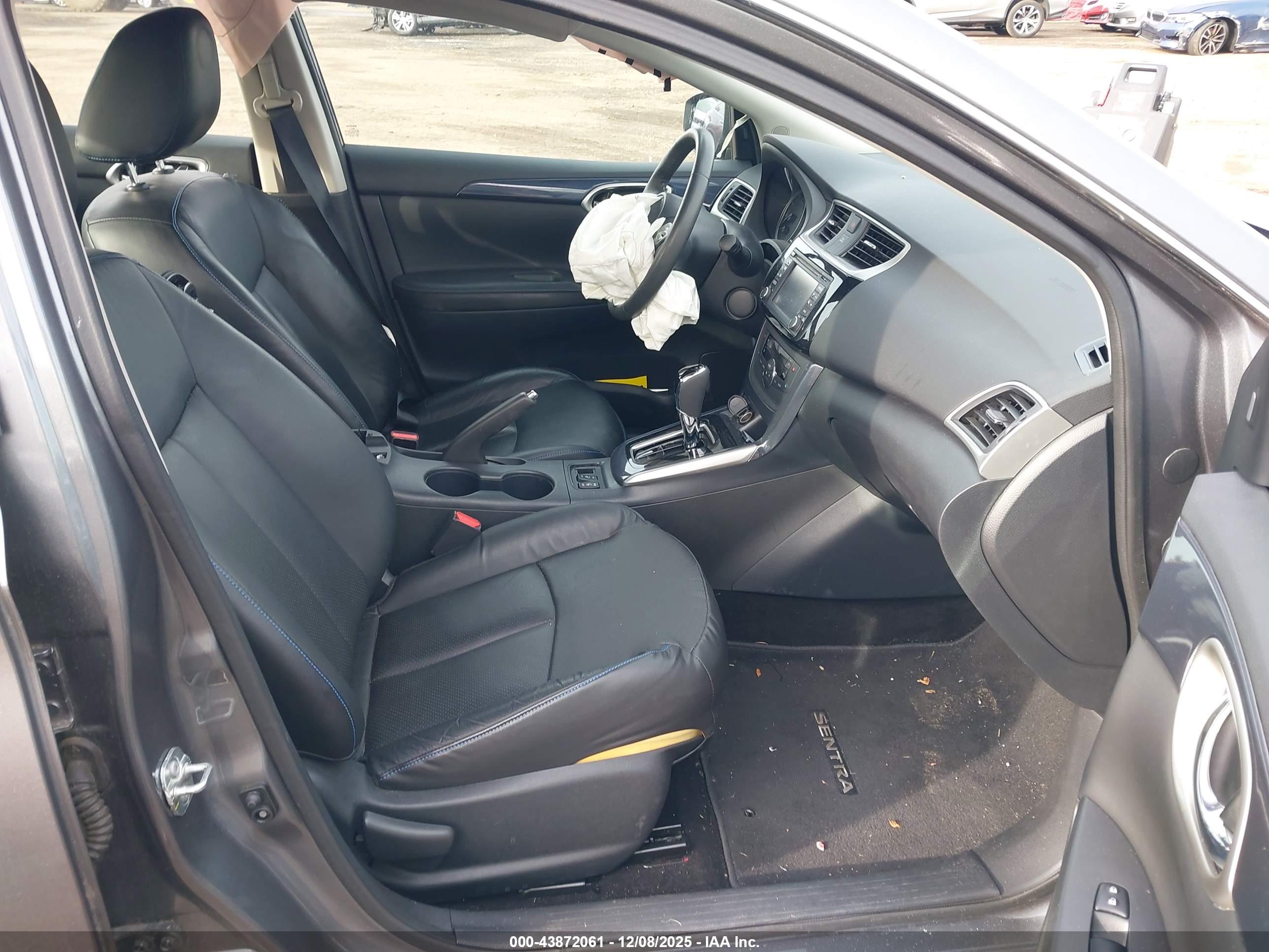 NISSAN SENTRA image 5