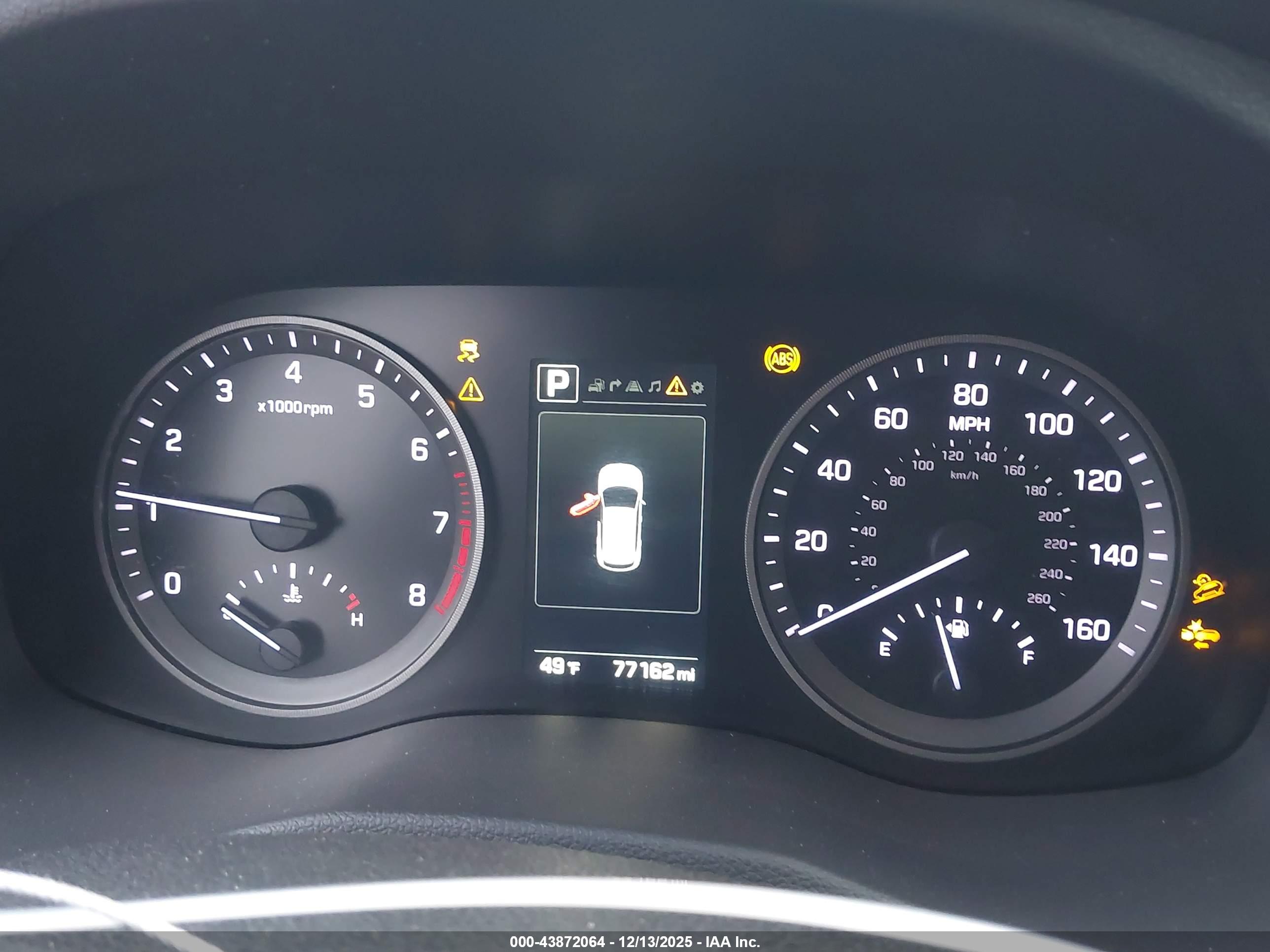 HYUNDAI TUCSON image 7