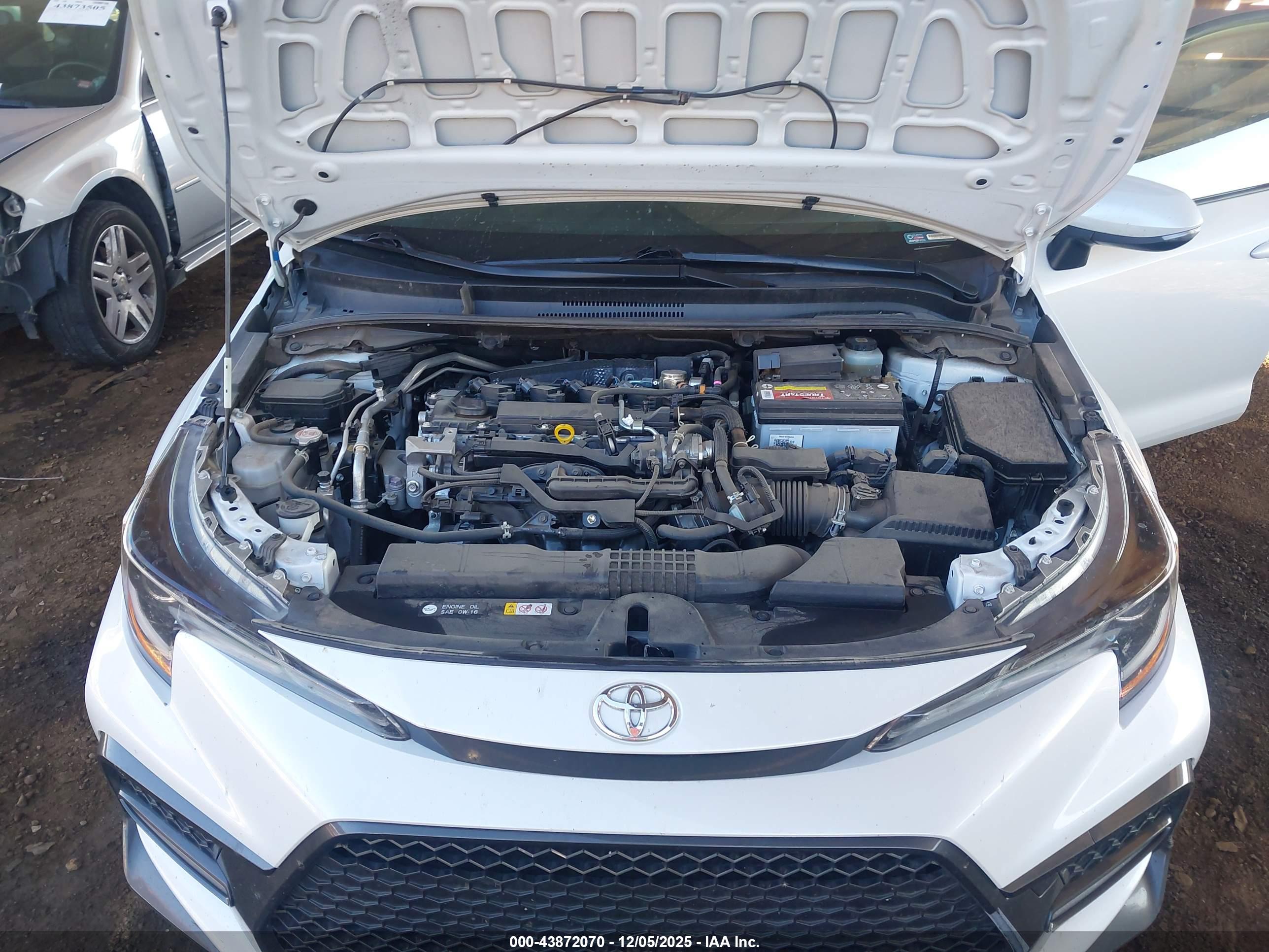 TOYOTA COROLLA image 10