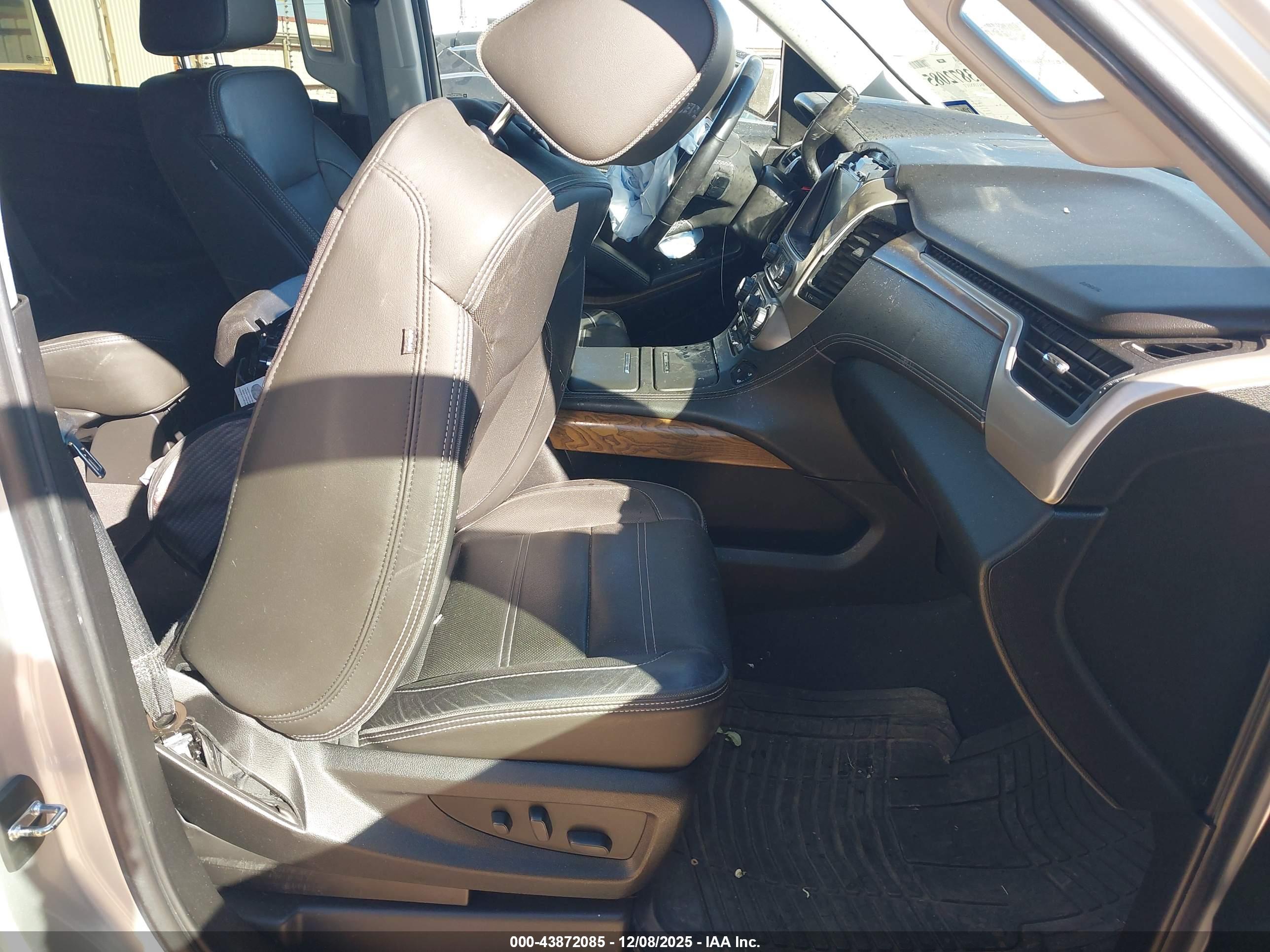 GMC YUKON image 5