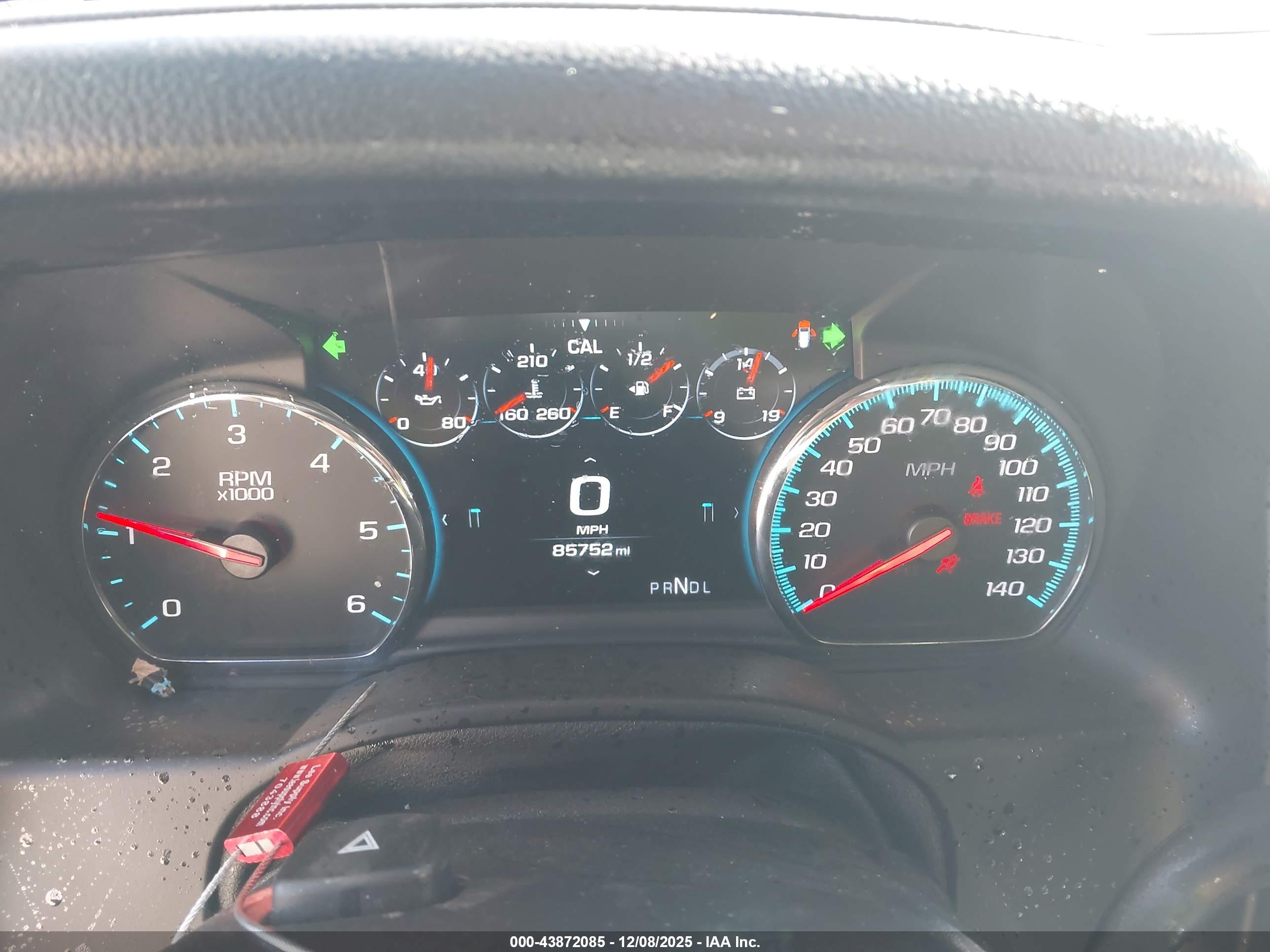 GMC YUKON image 7