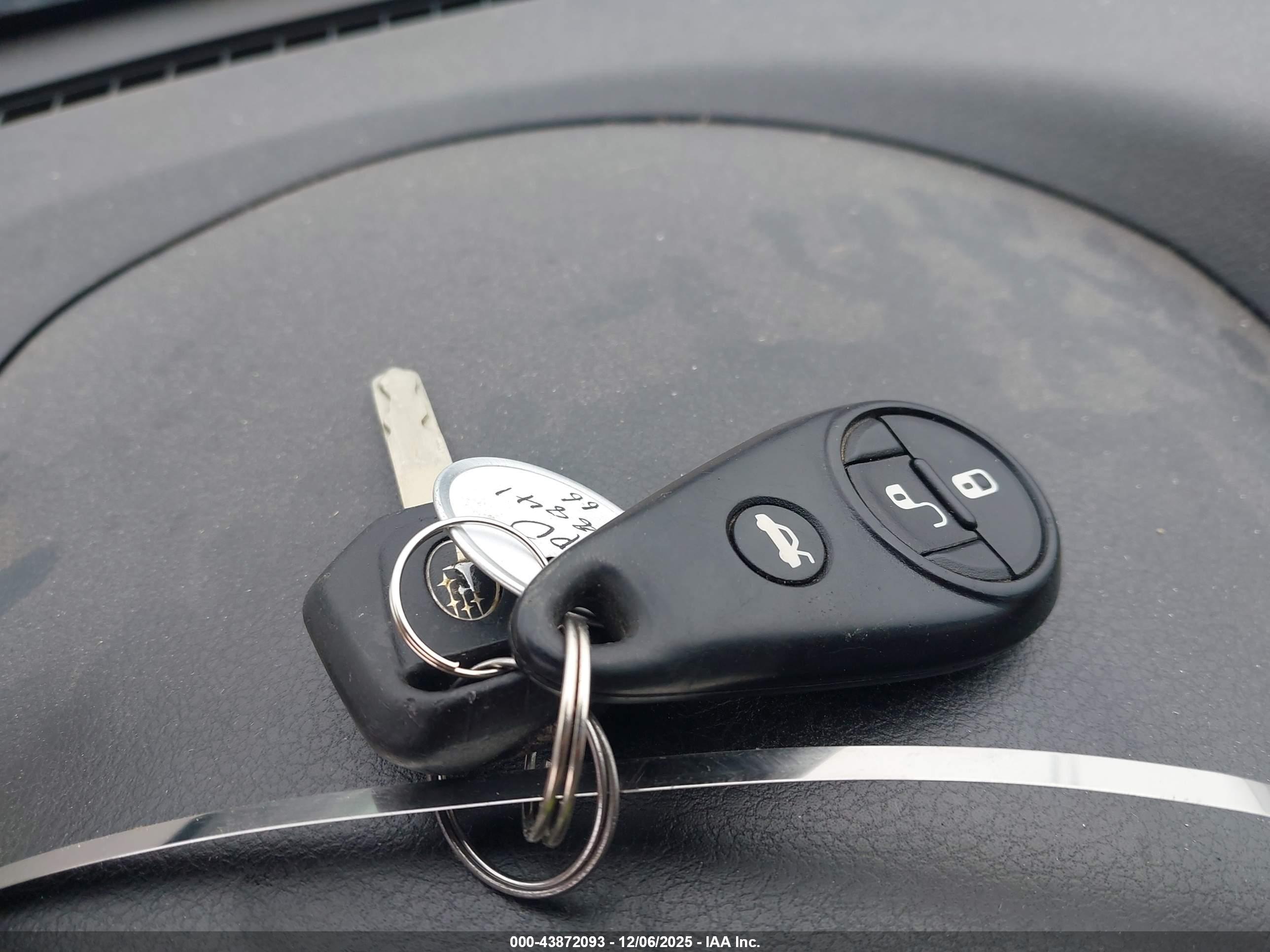 SUBARU FORESTER image 11