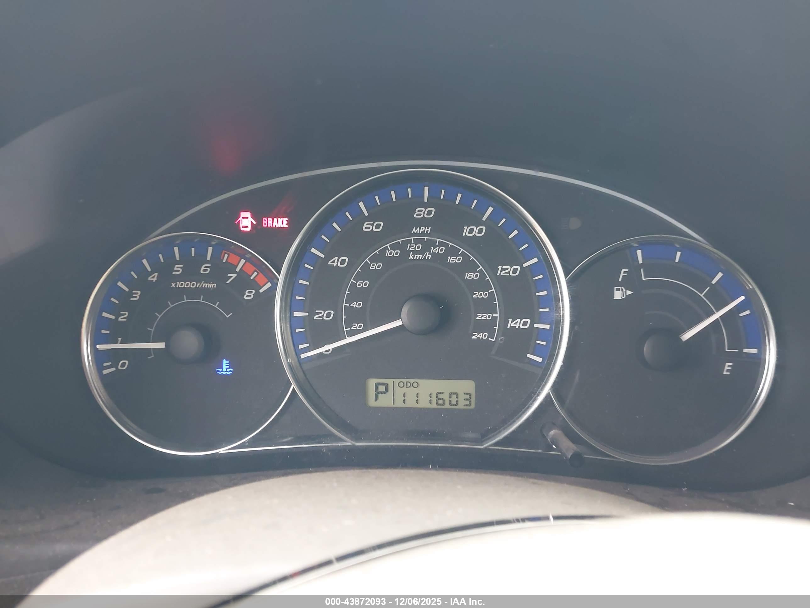 SUBARU FORESTER image 7