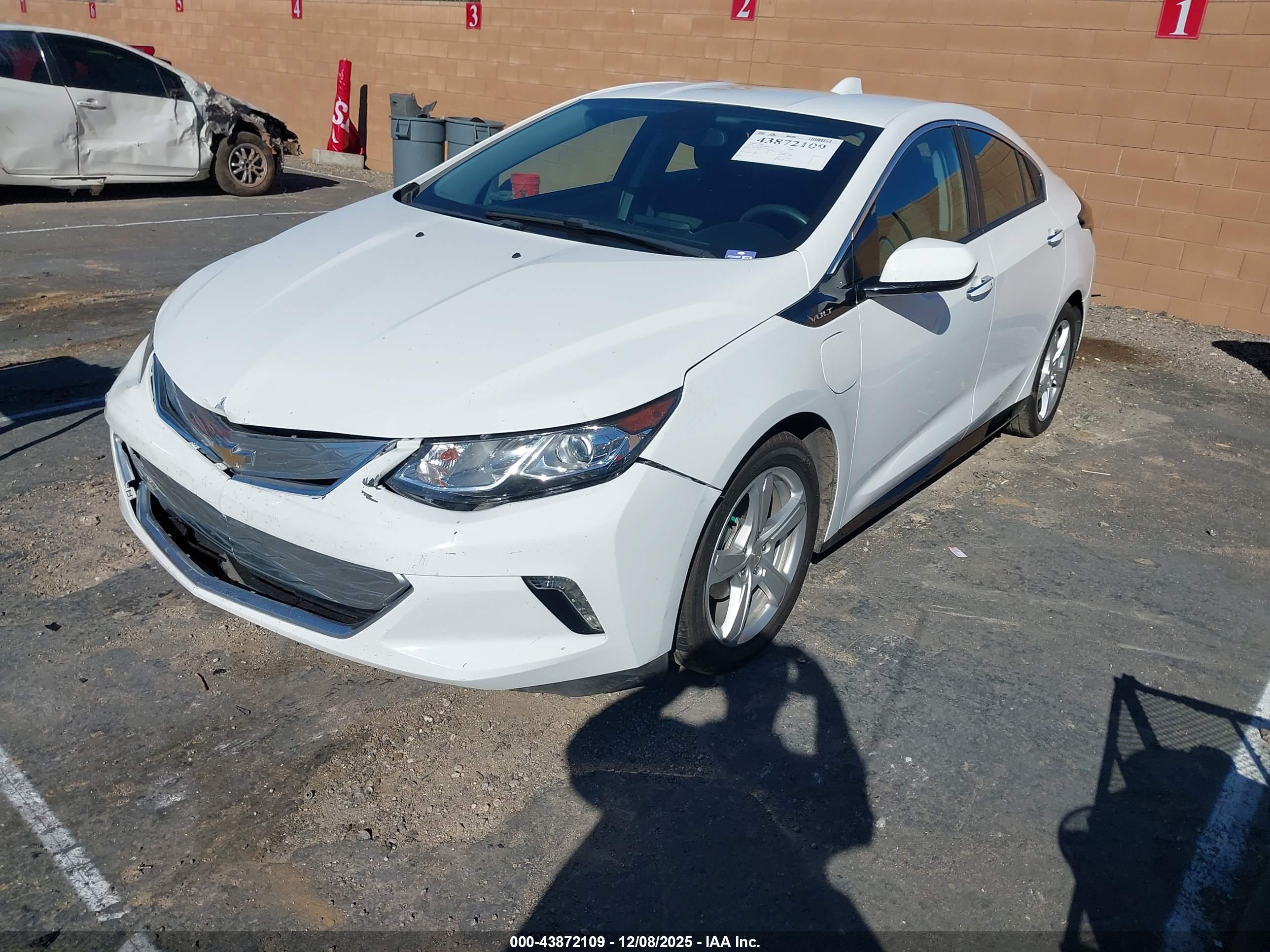 CHEVROLET VOLT image 2