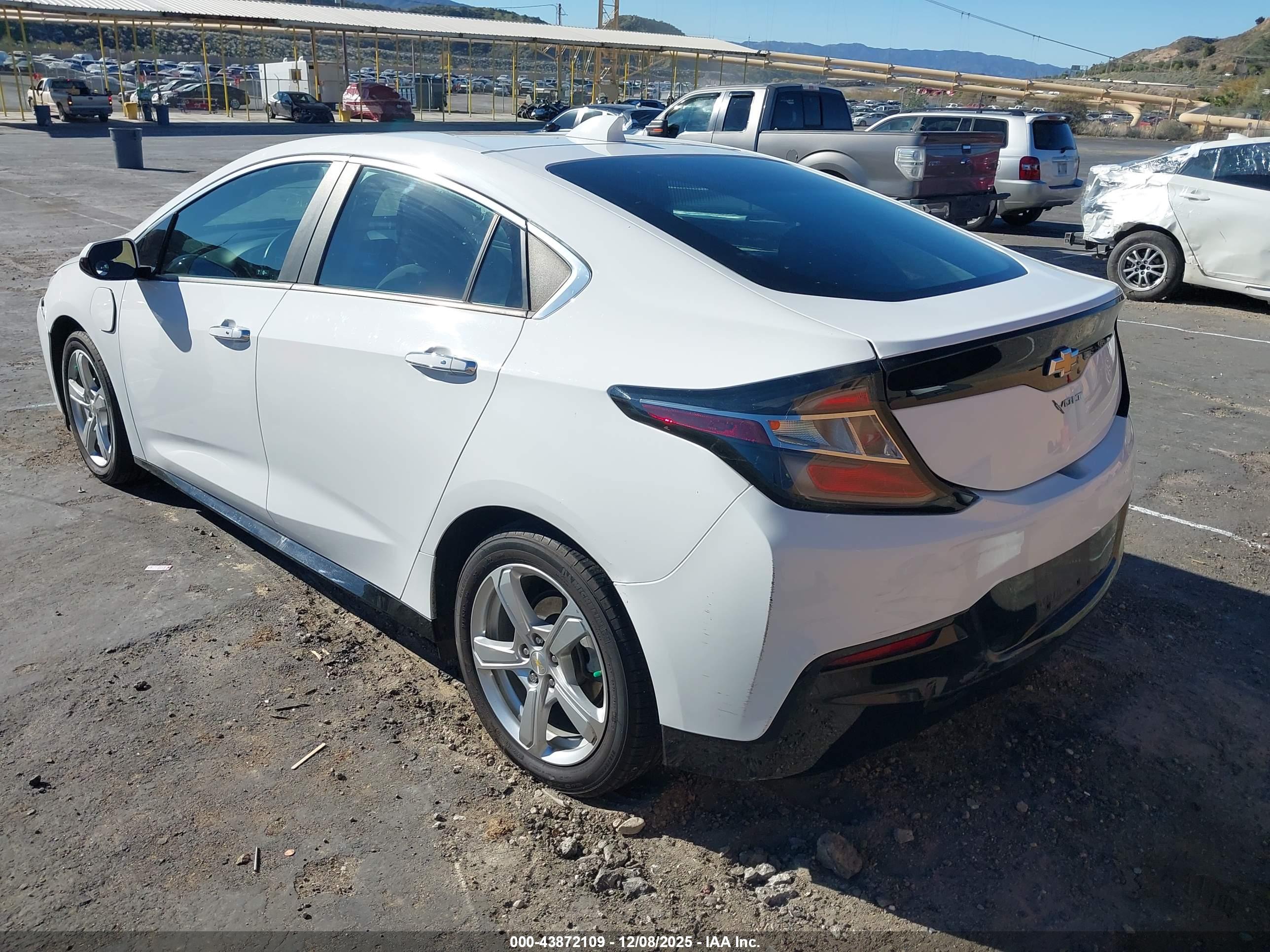 CHEVROLET VOLT image 3