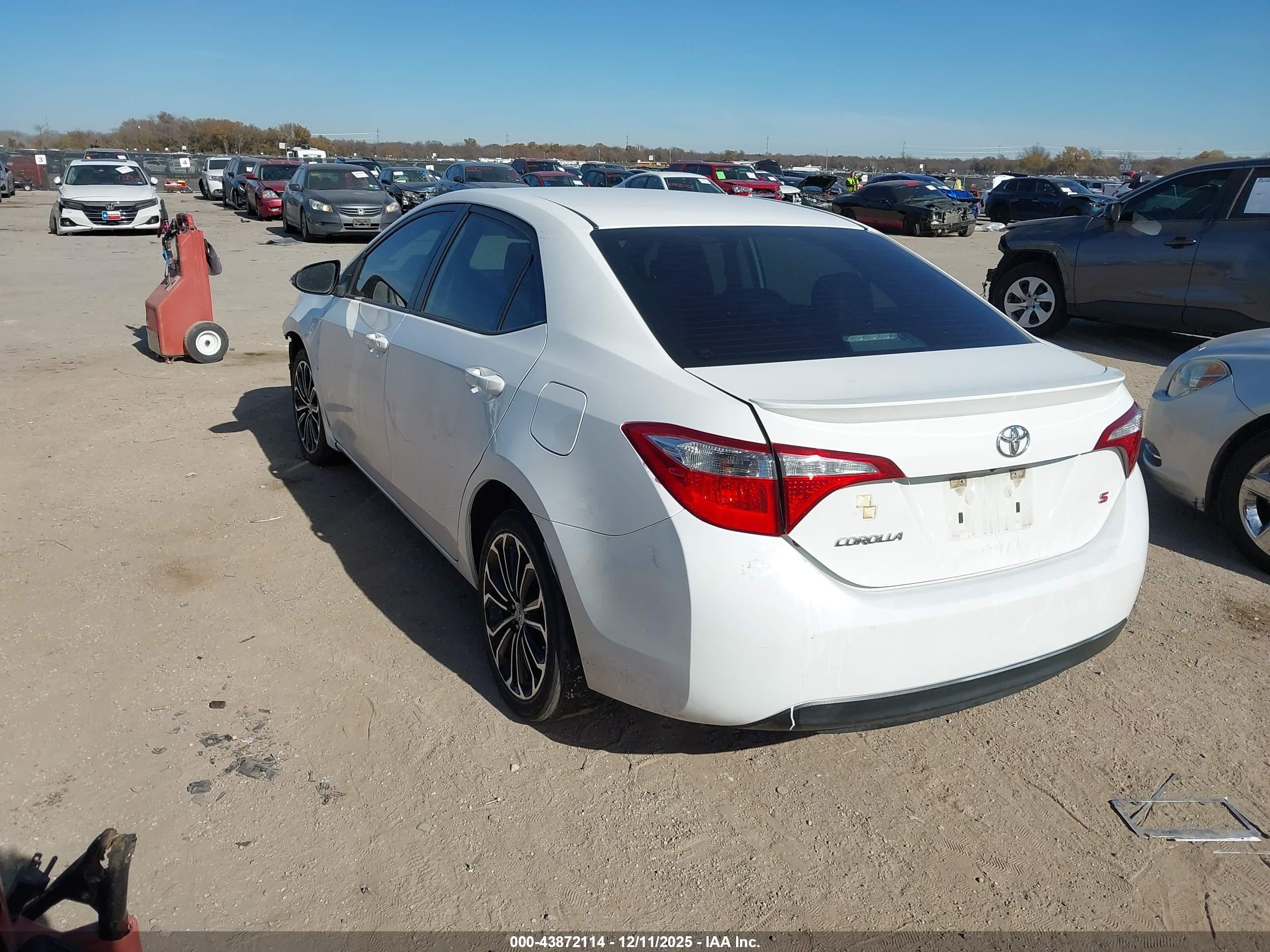 TOYOTA COROLLA image 3