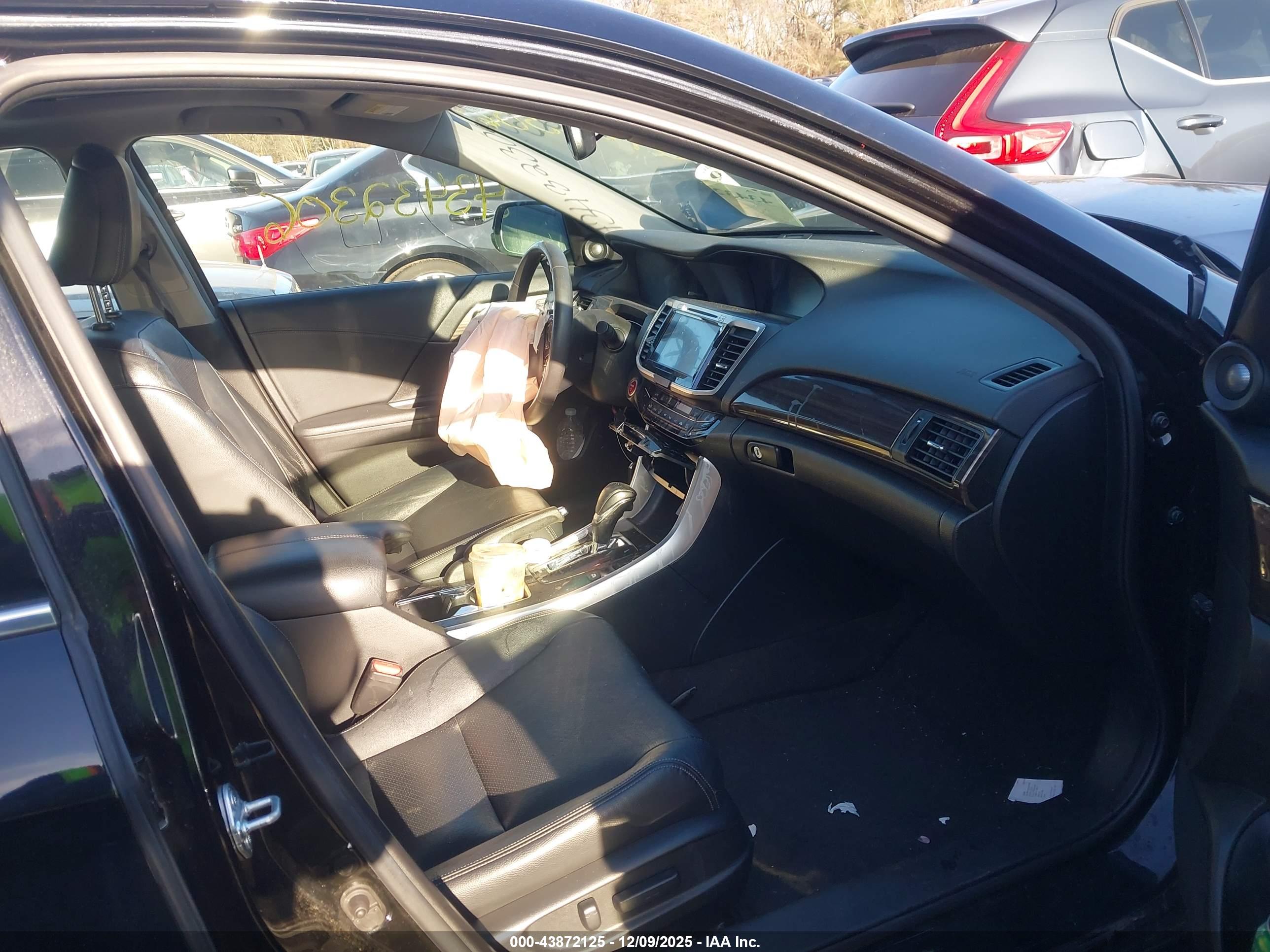 HONDA ACCORD image 5