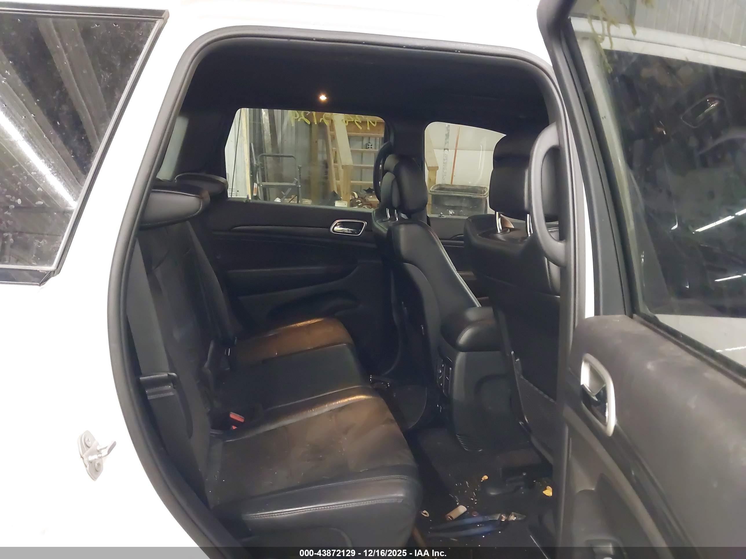 JEEP GRAND image 8