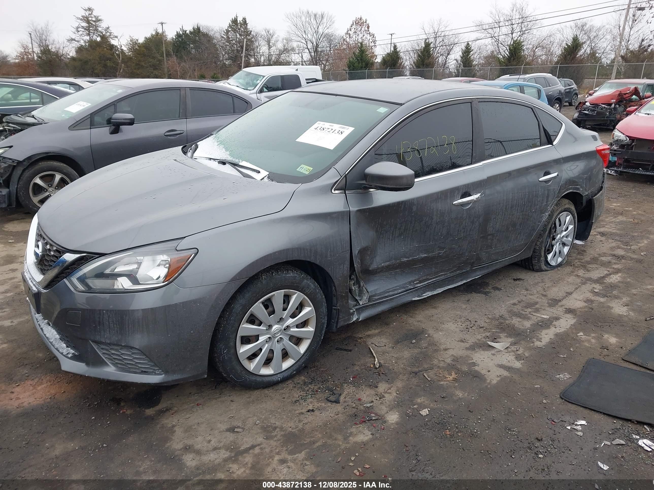NISSAN SENTRA image 2