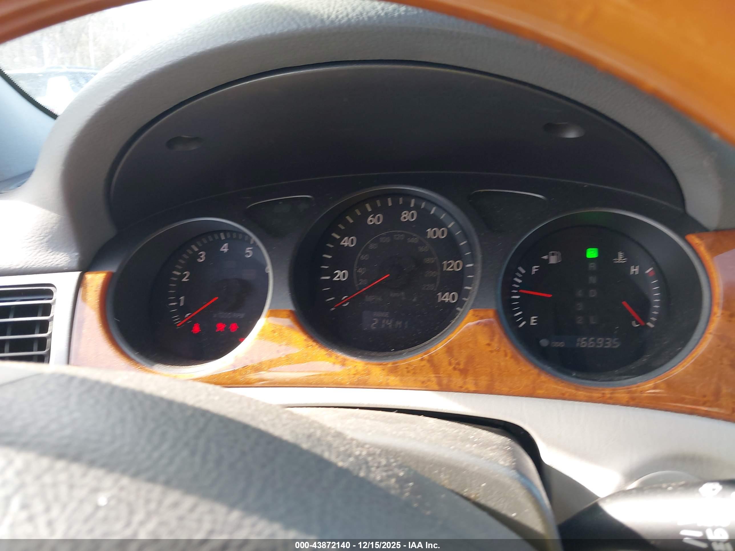 LEXUS ES image 7