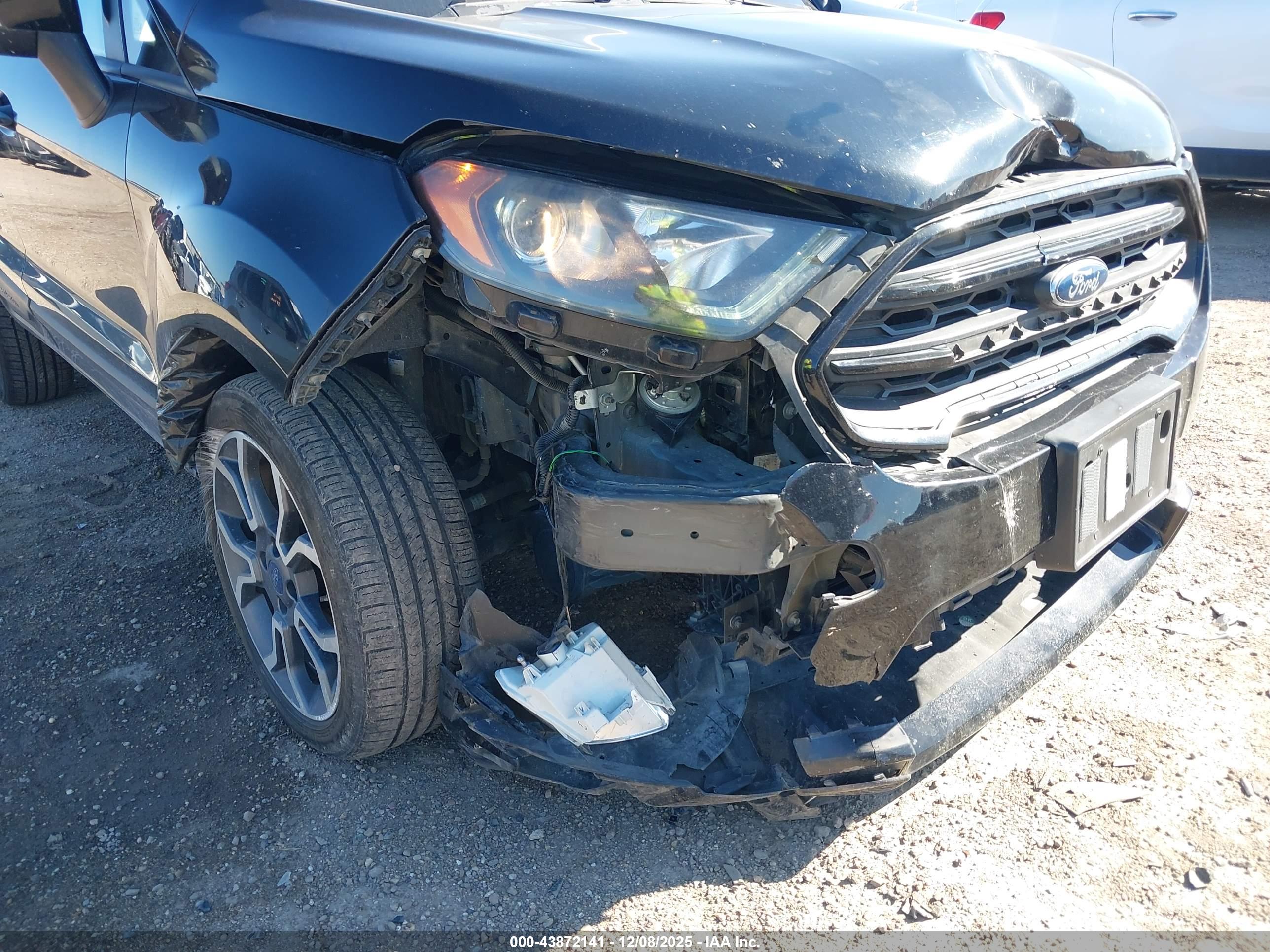 FORD ECOSPORT image 6