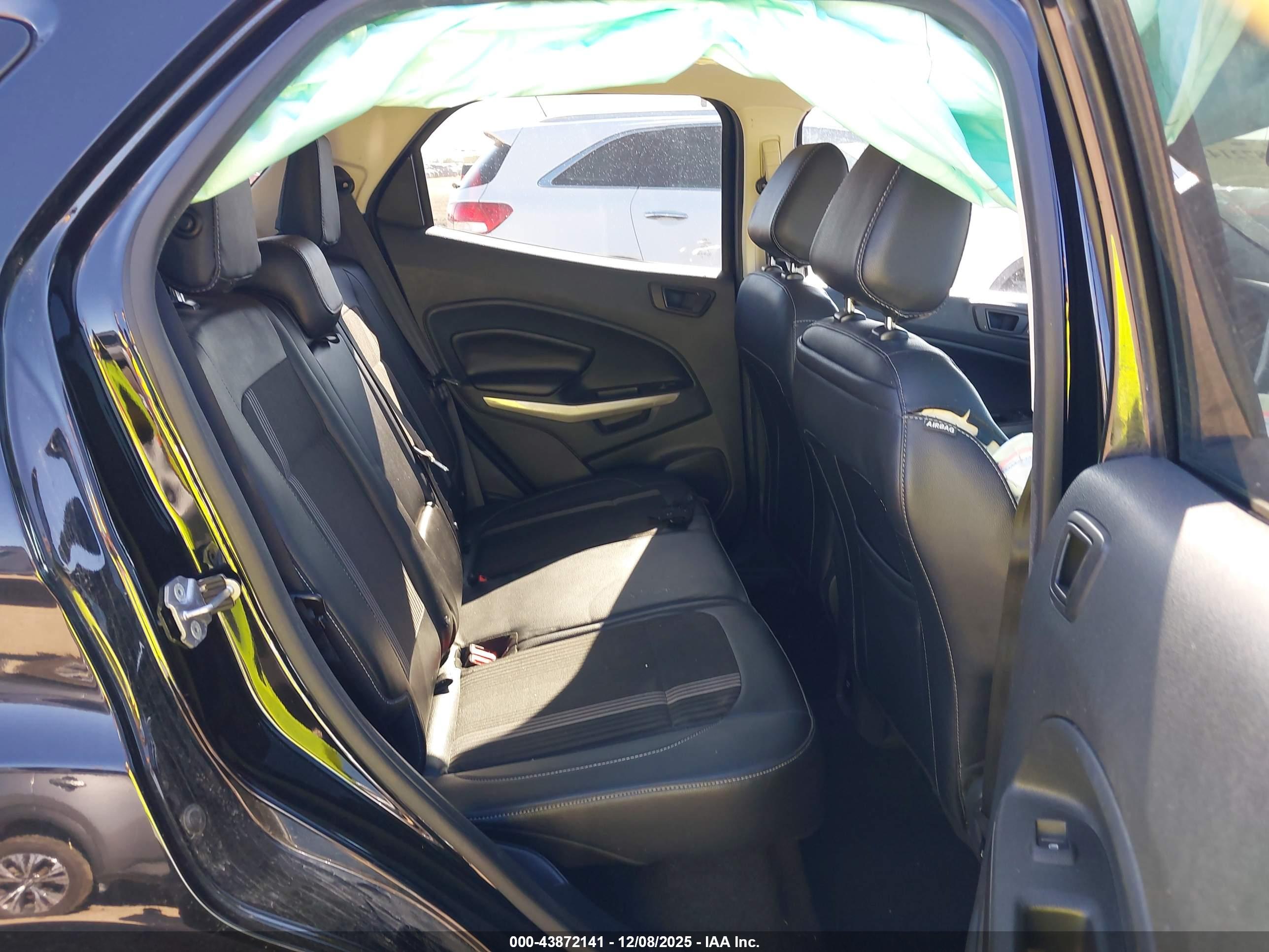 FORD ECOSPORT image 8
