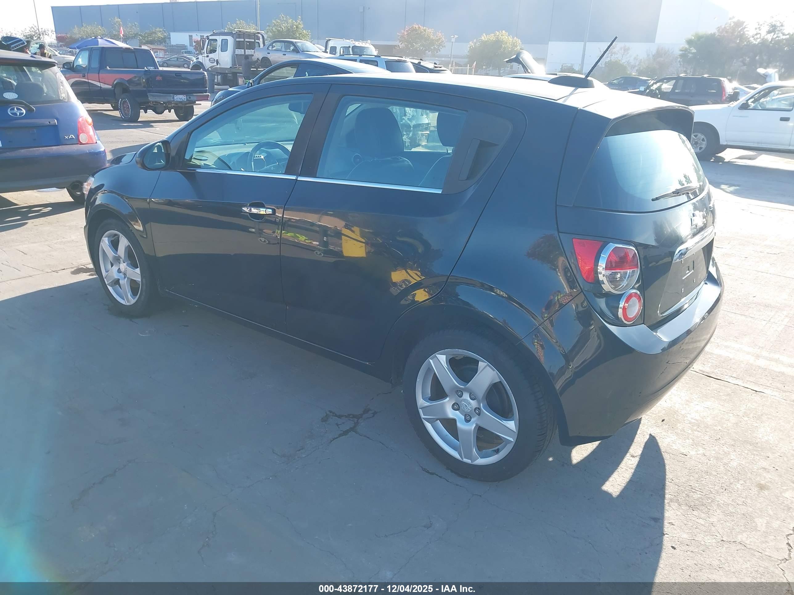 CHEVROLET SONIC image 3