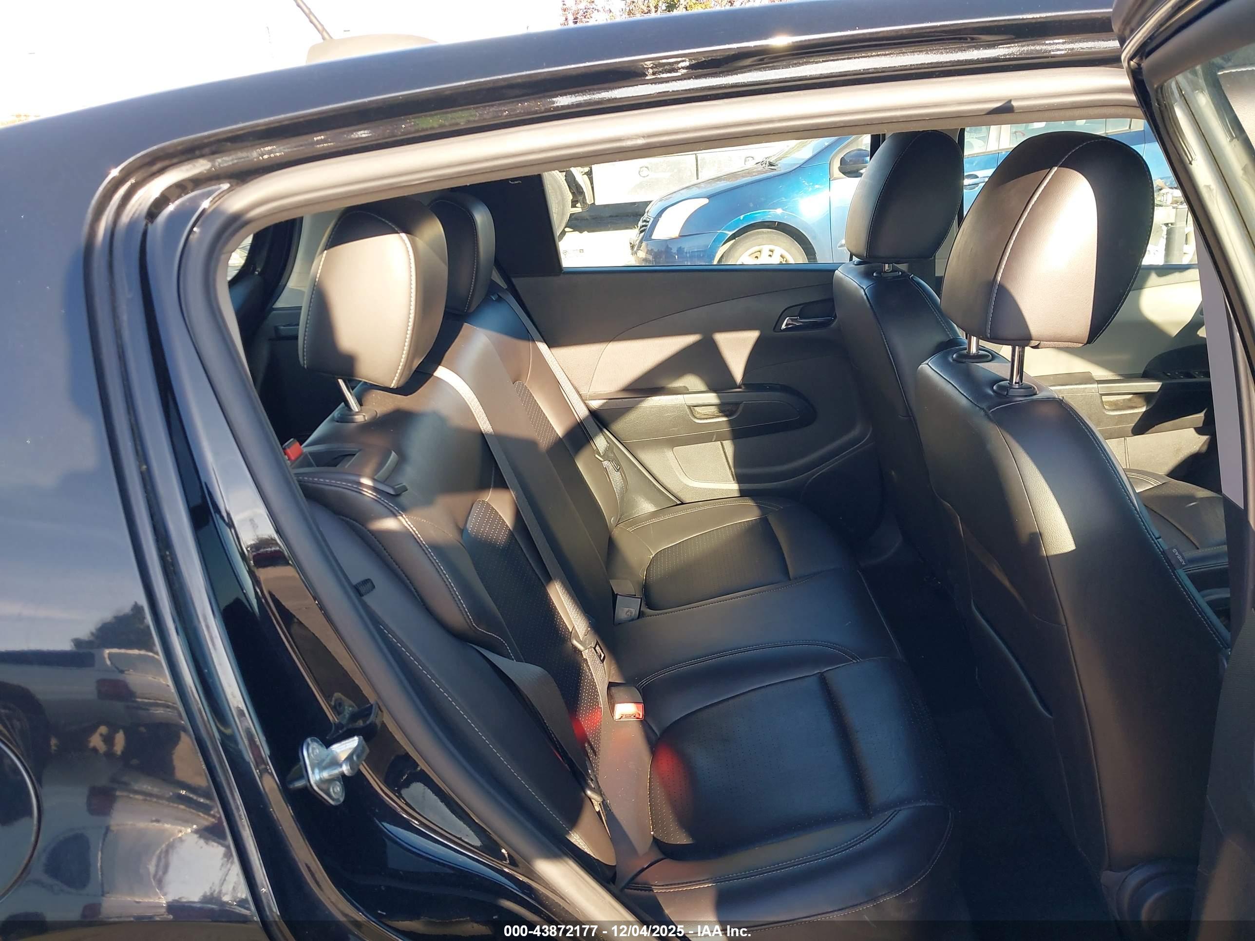 CHEVROLET SONIC image 8