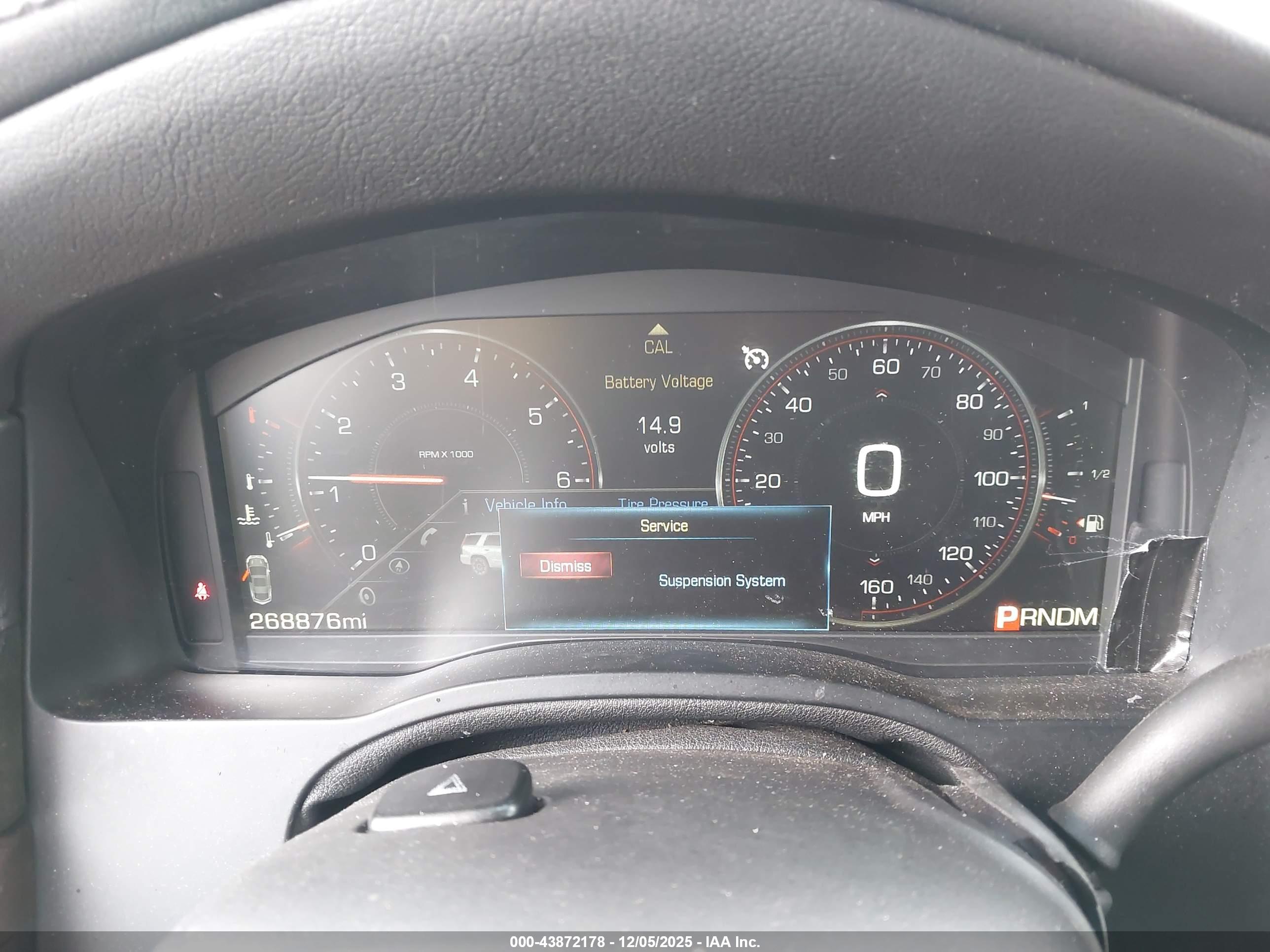 CADILLAC ESCALADE image 7