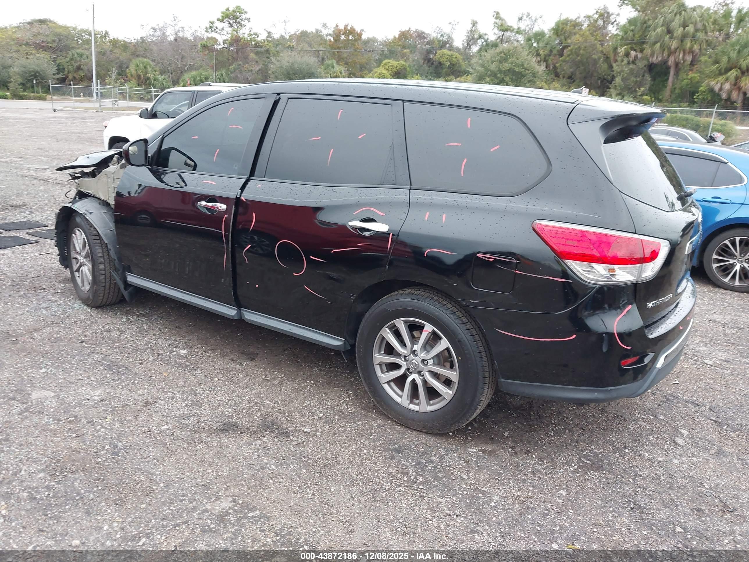 NISSAN PATHFINDER image 3