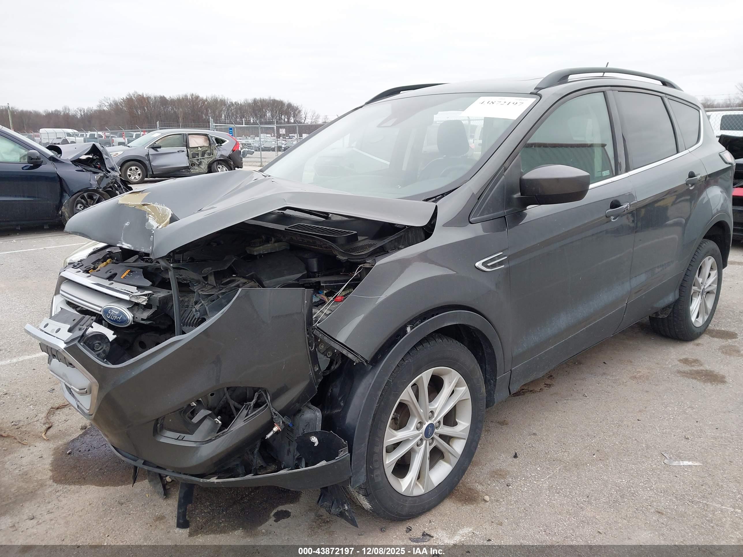 FORD ESCAPE image 6