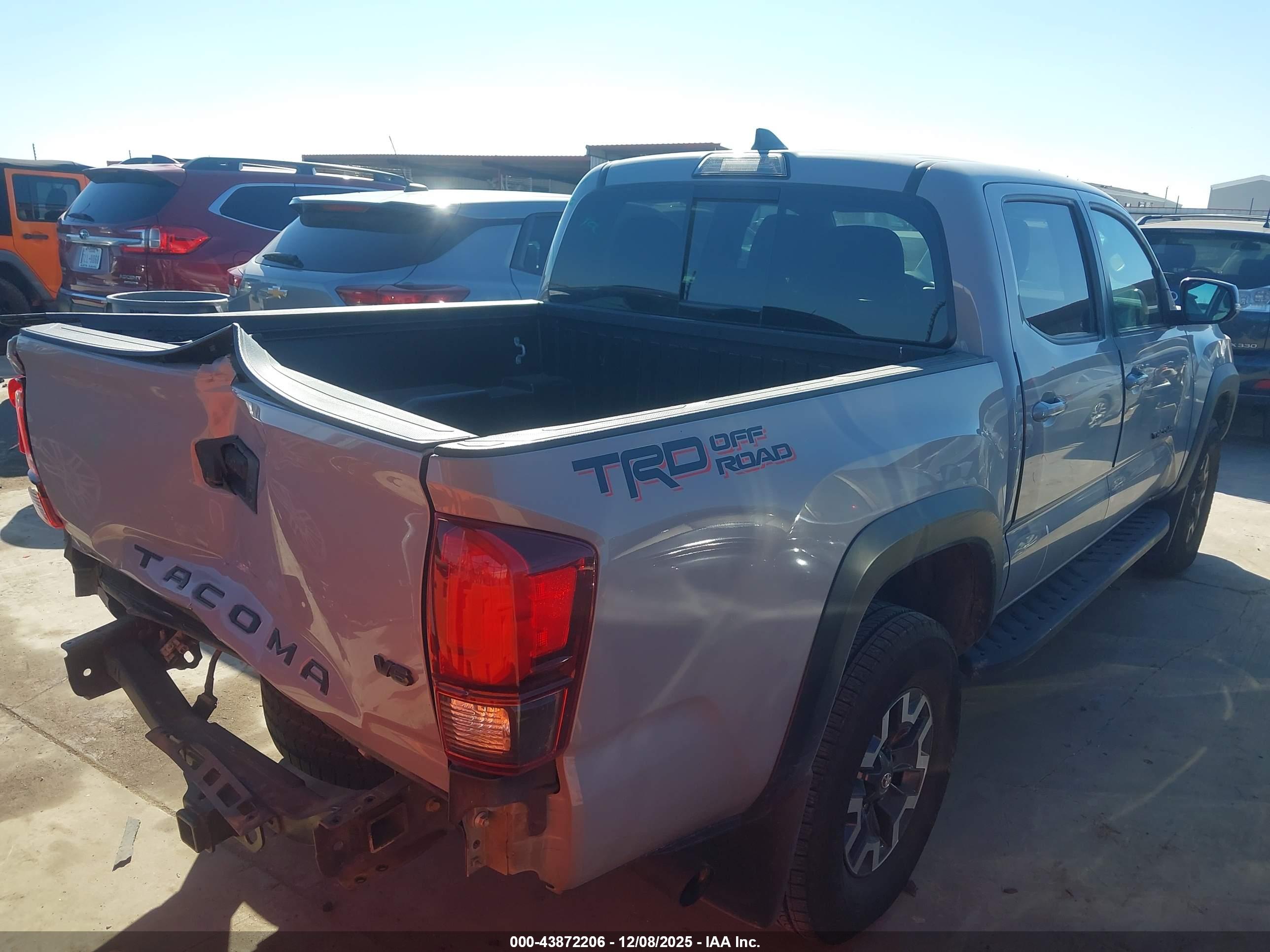 TOYOTA TACOMA image 4