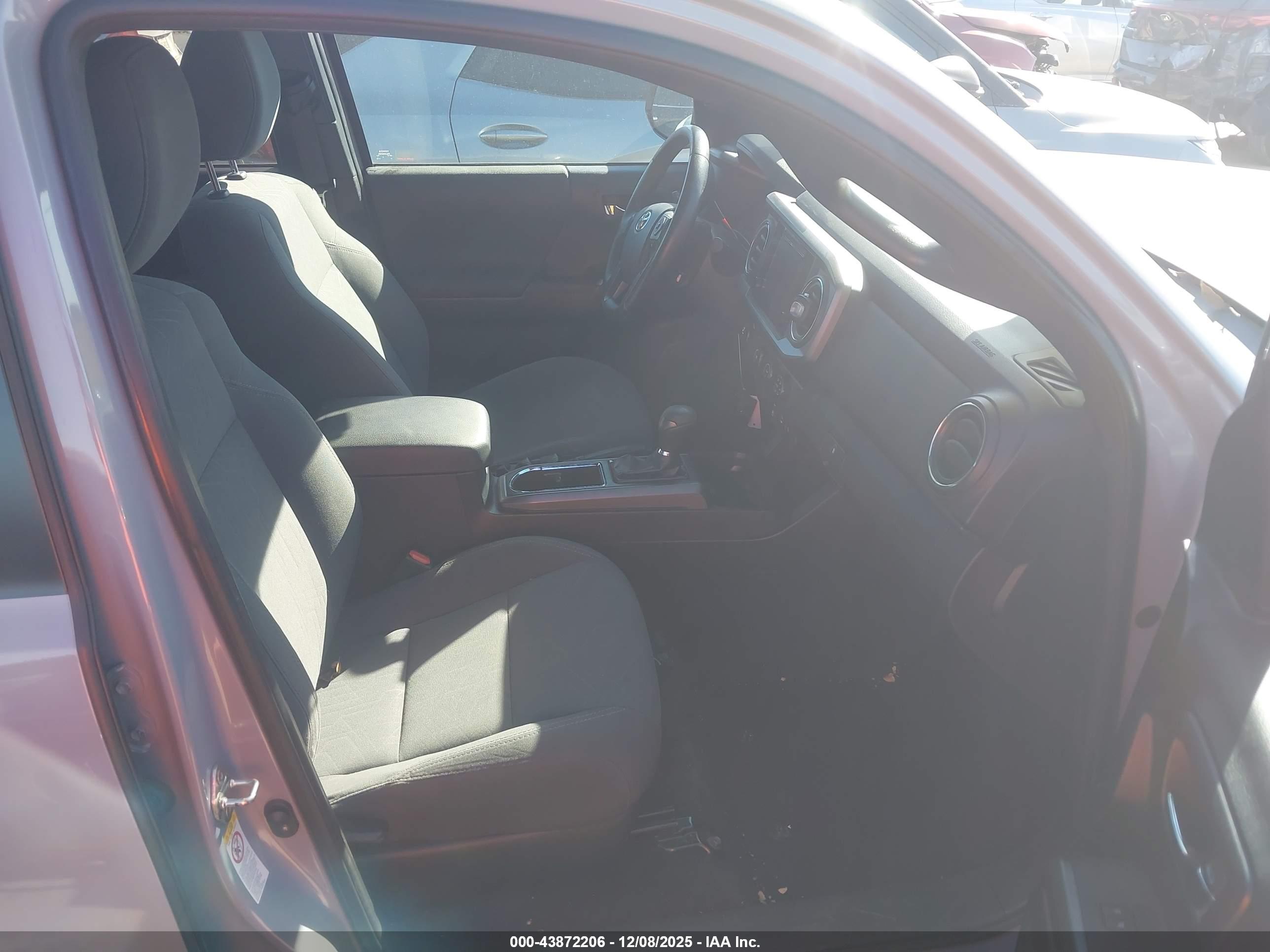 TOYOTA TACOMA image 5