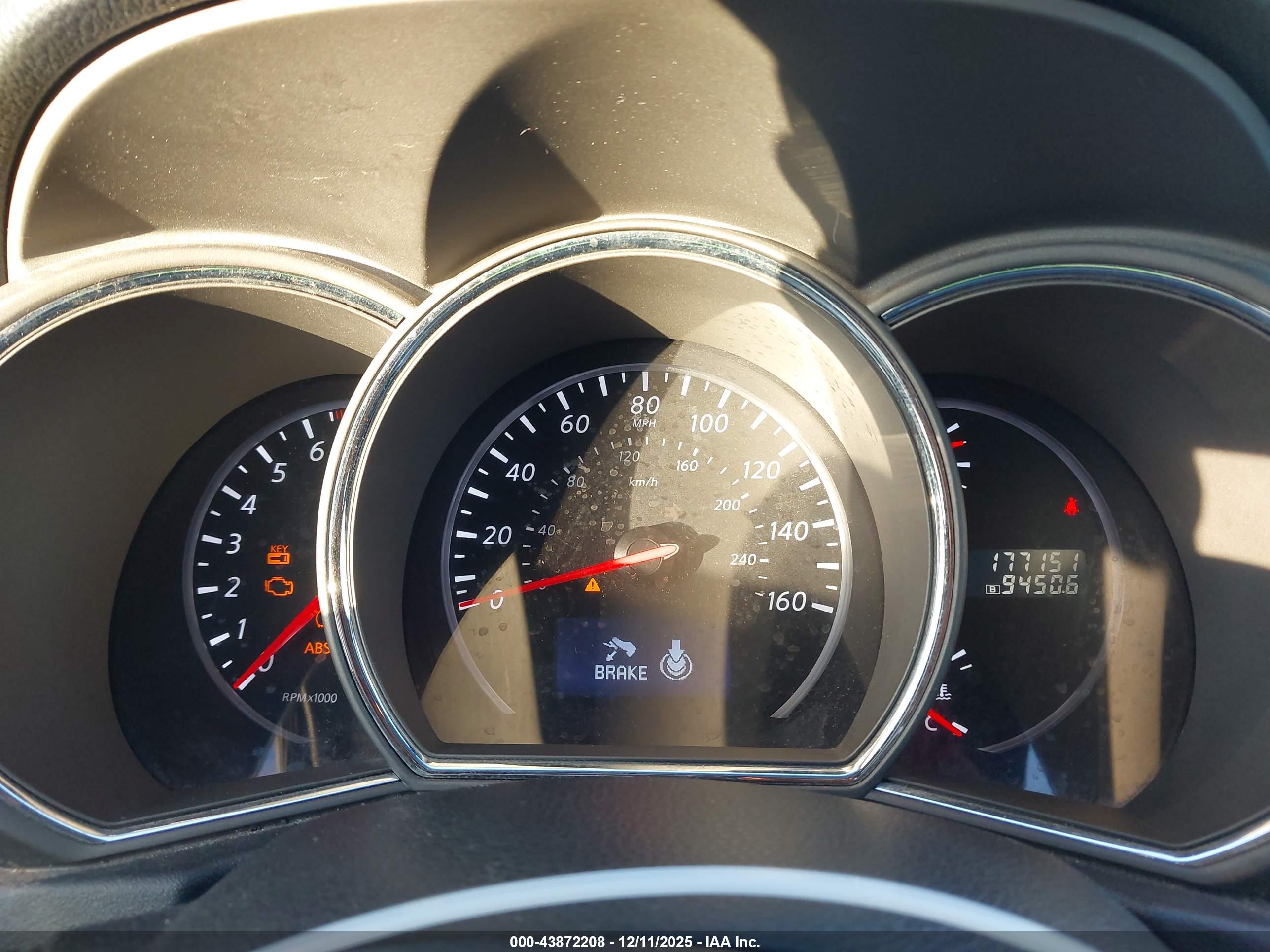 NISSAN MURANO image 7