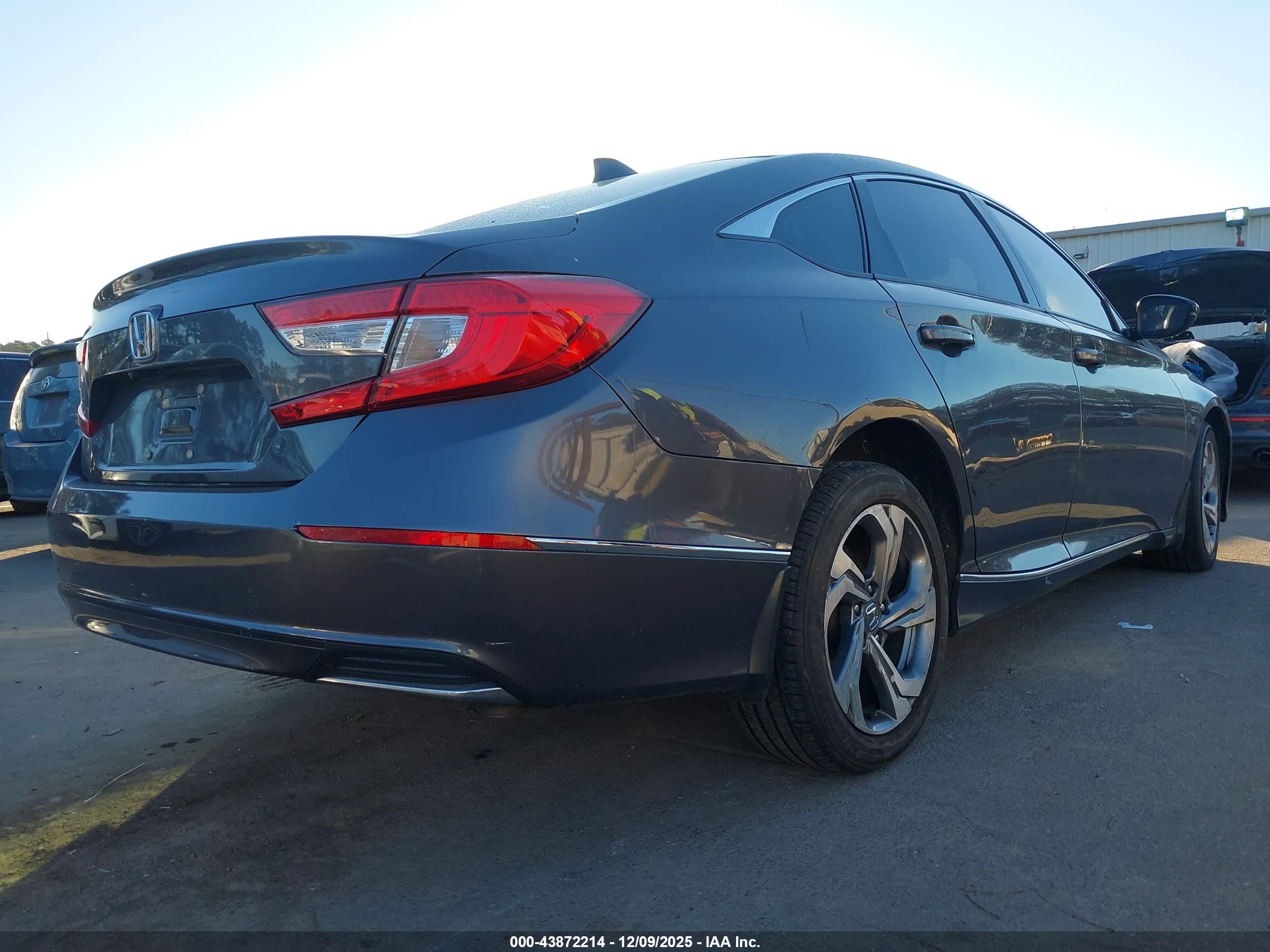HONDA ACCORD image 4