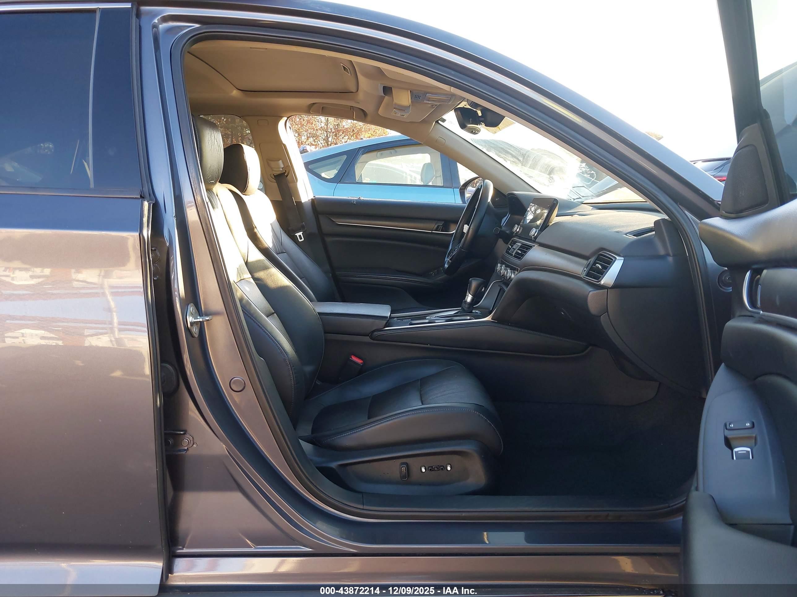 HONDA ACCORD image 5